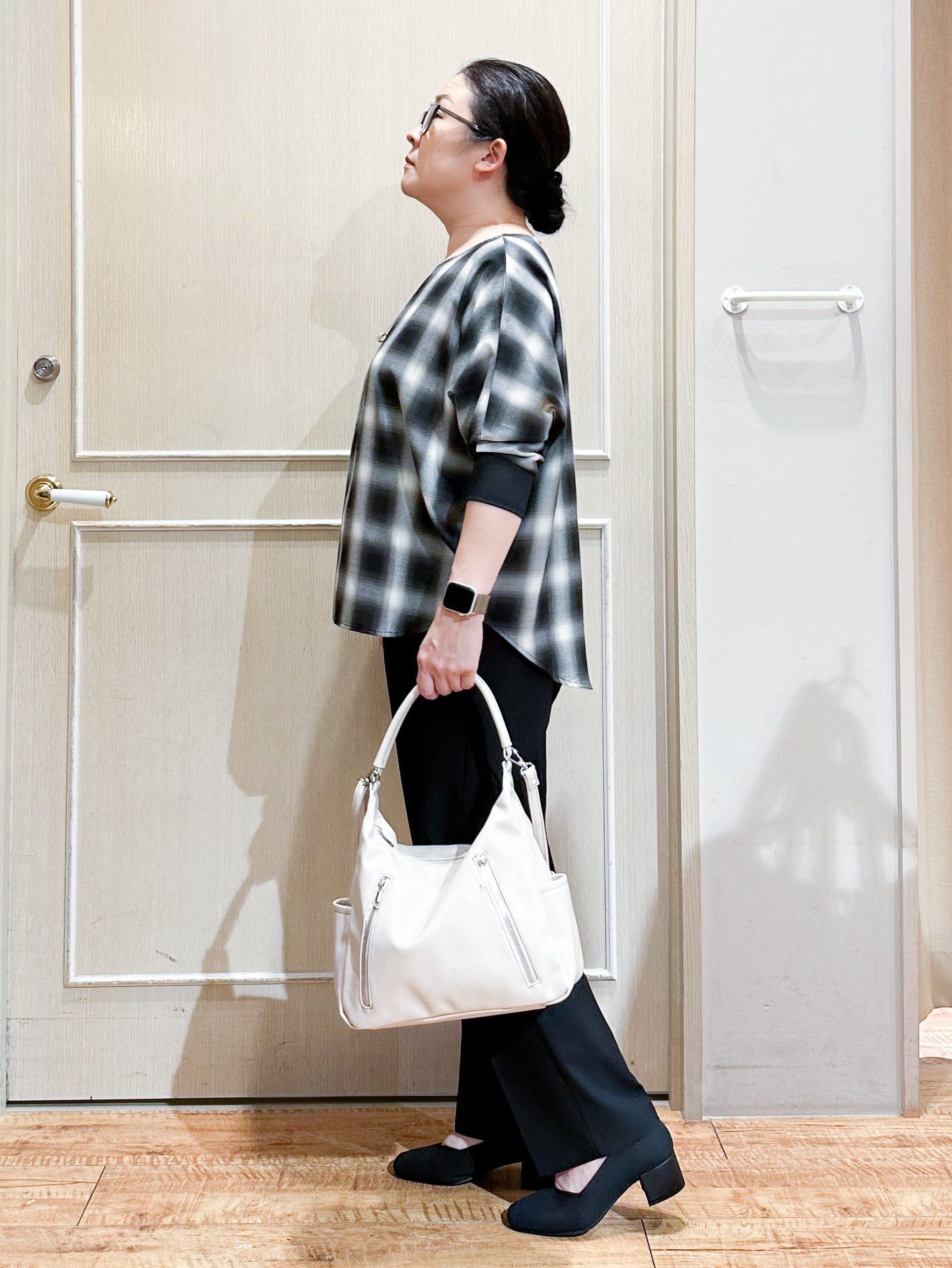 umeさんの「SHOO･LA･RUE｜【着丈選べる/洗濯後しわになりにくい】インせず着られる ドルマンブラウス」を使ったコーディネート
