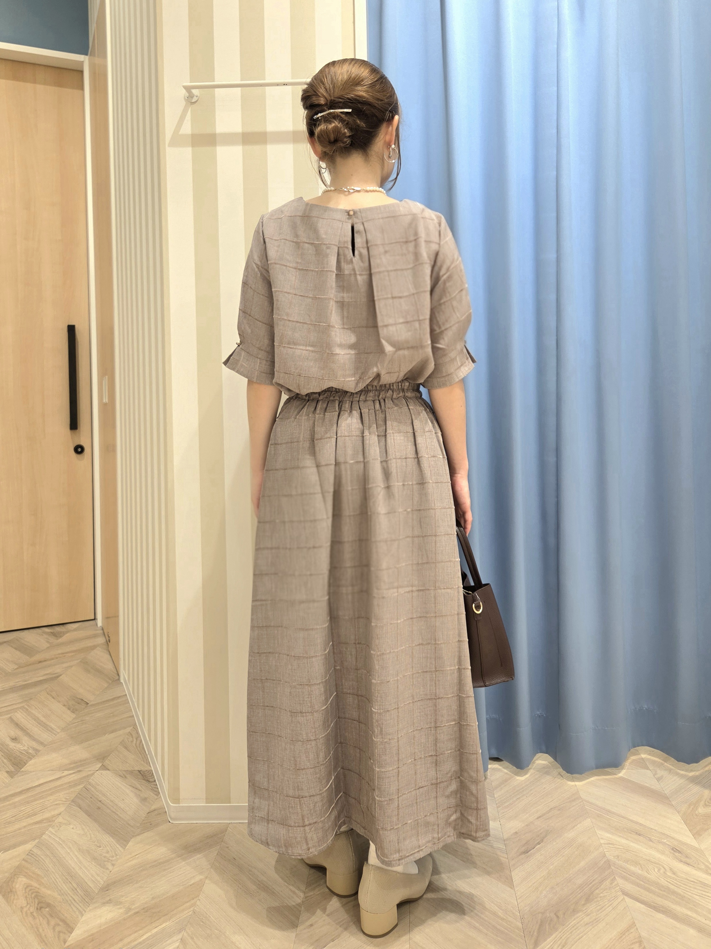 Ikumiさんの「SHOO･LA･RUE｜【セットアップ可/S-LL】1枚で秋気分 モールチェックタックスリーブ ブラウス」を使ったコーディネート
