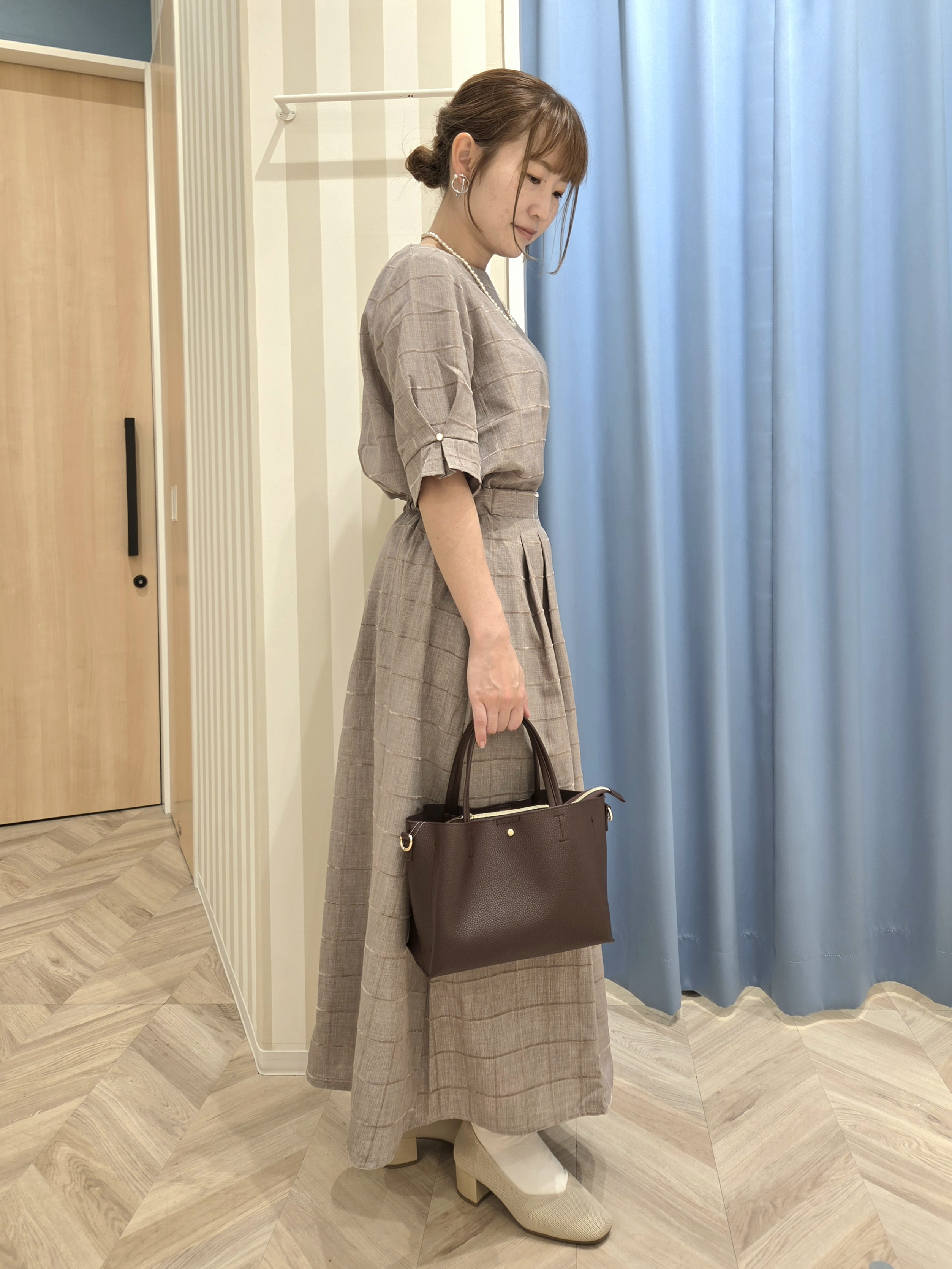 Ikumiさんの「SHOO･LA･RUE｜【セットアップ可/S-LL】1枚で秋気分 モールチェックタックスリーブ ブラウス」を使ったコーディネート