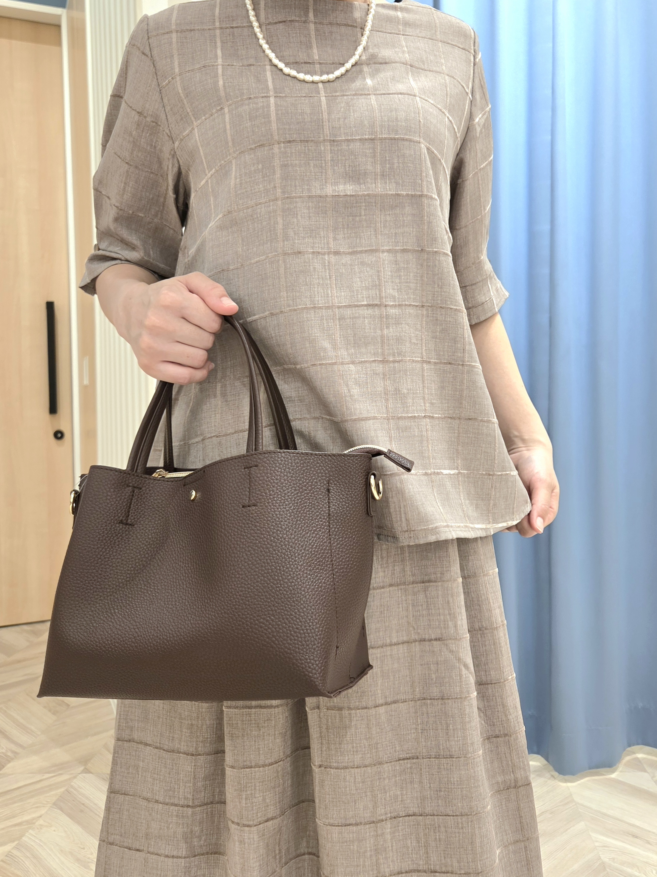 Ikumiさんの「SHOO･LA･RUE｜【セットアップ可/S-LL】1枚で秋気分 モールチェックタックスリーブ ブラウス」を使ったコーディネート