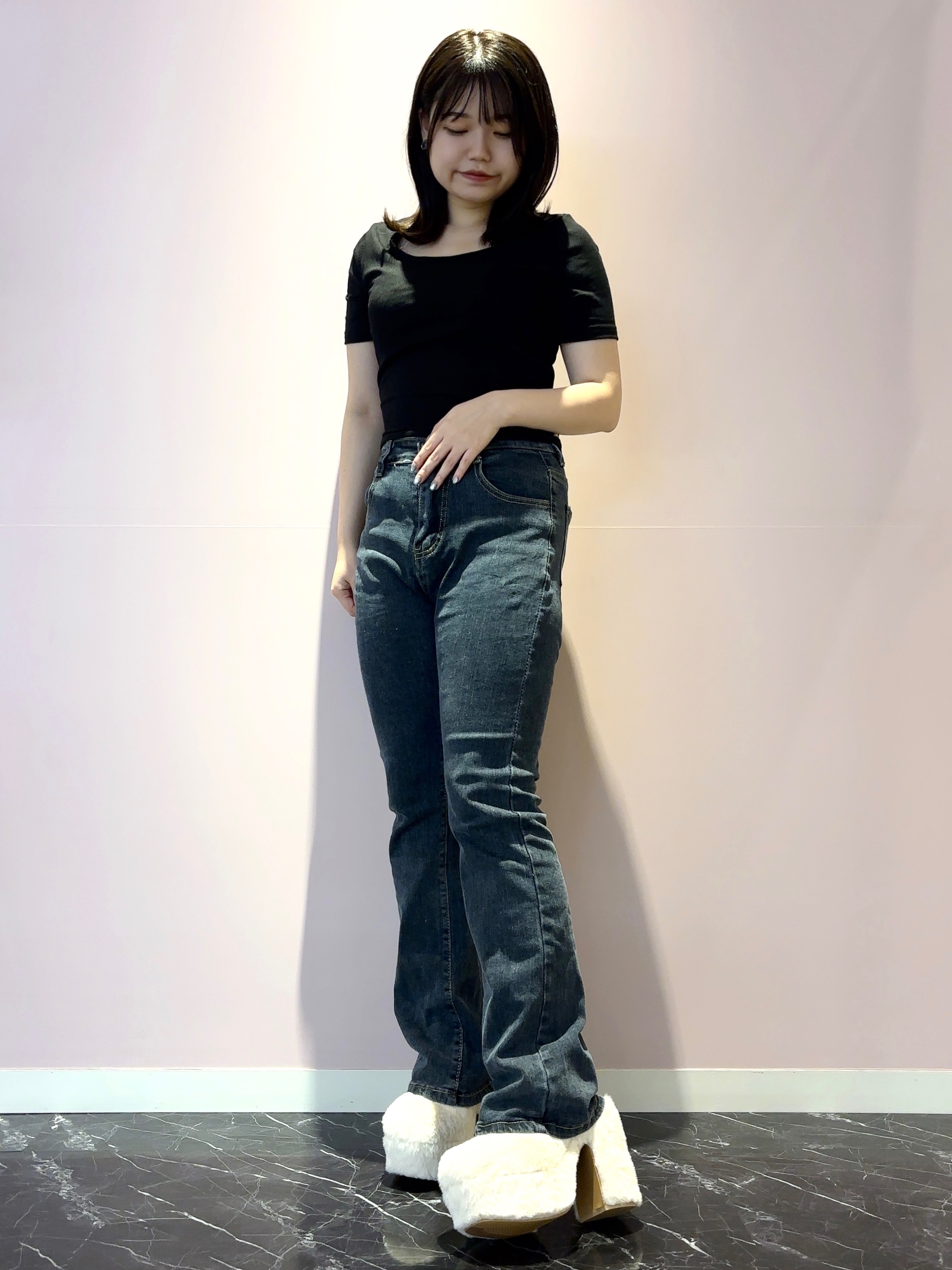 まっきーさんの「ESPERANZA｜【ラク盛り／約12cm】フェイクファーサボ」を使ったコーディネート