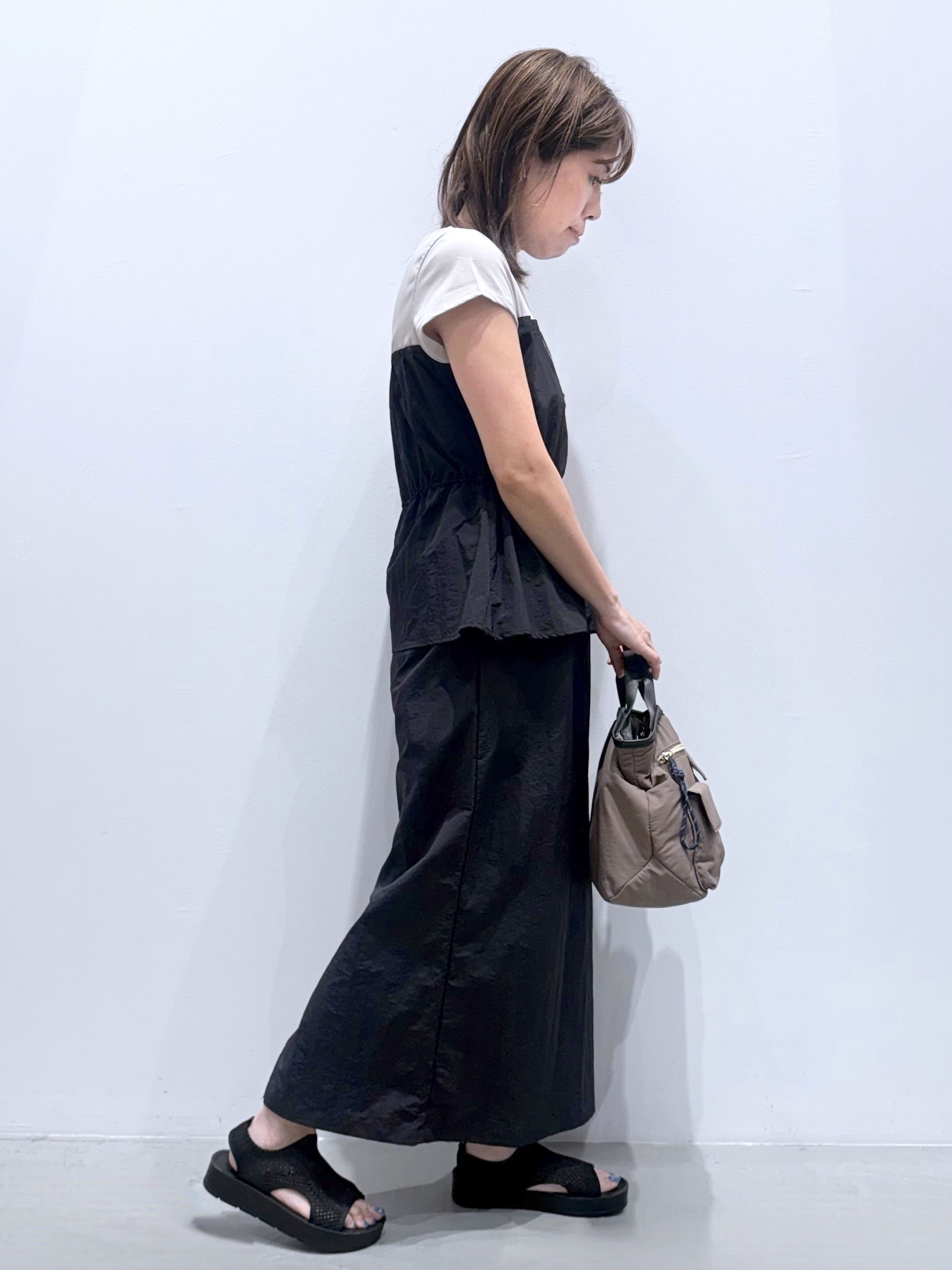 ＷＡさんの「grove｜【低身長さんも選べる着丈・洗濯機◎】1枚で旬顔！Tシャツドッキングドロストワンピース」を使ったコーディネート