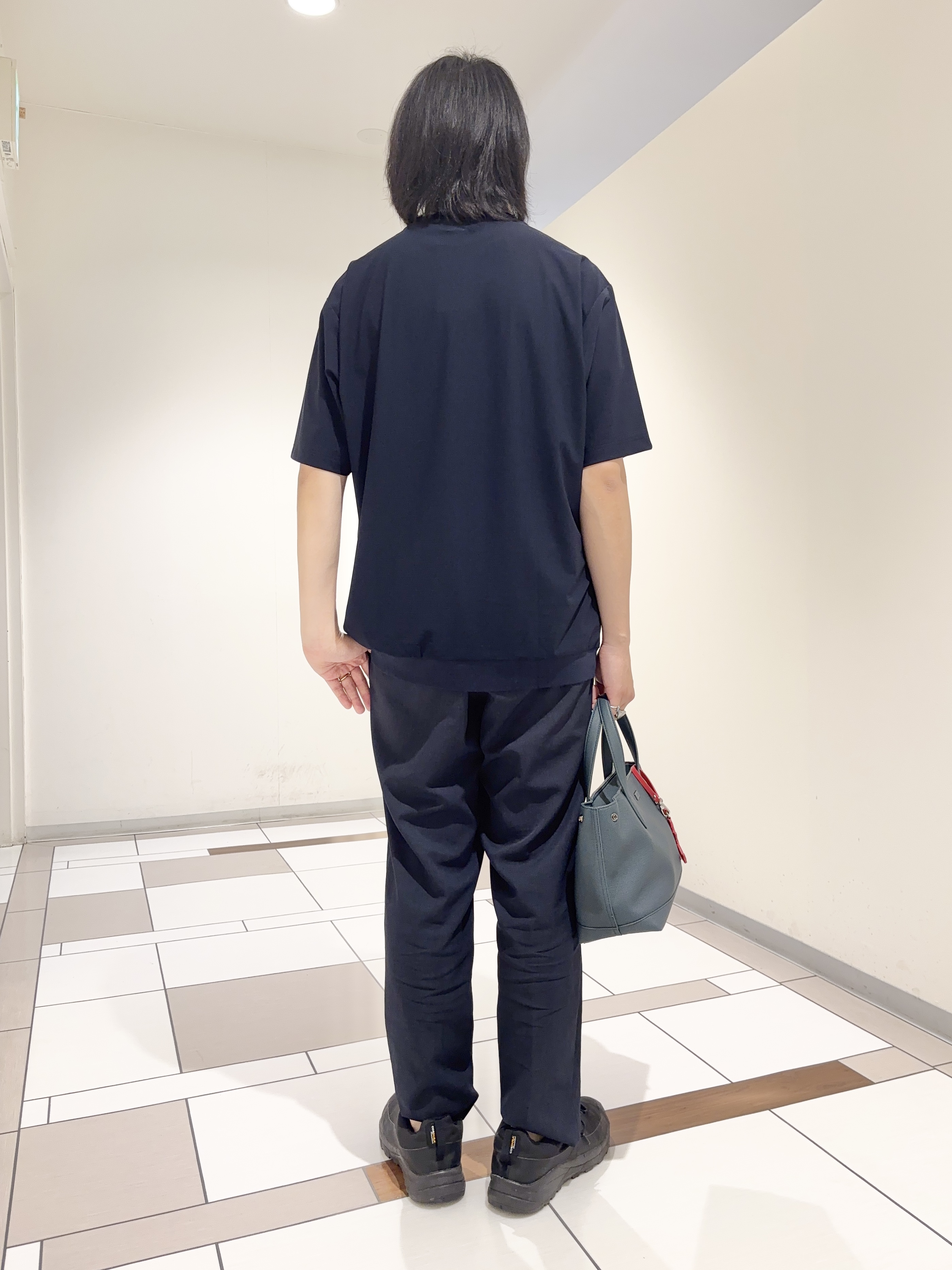 及川さんの「TAKEO KIKUCHI｜【通気性】AIR TOOL LIGHT Ｔシャツ」を使ったコーディネート