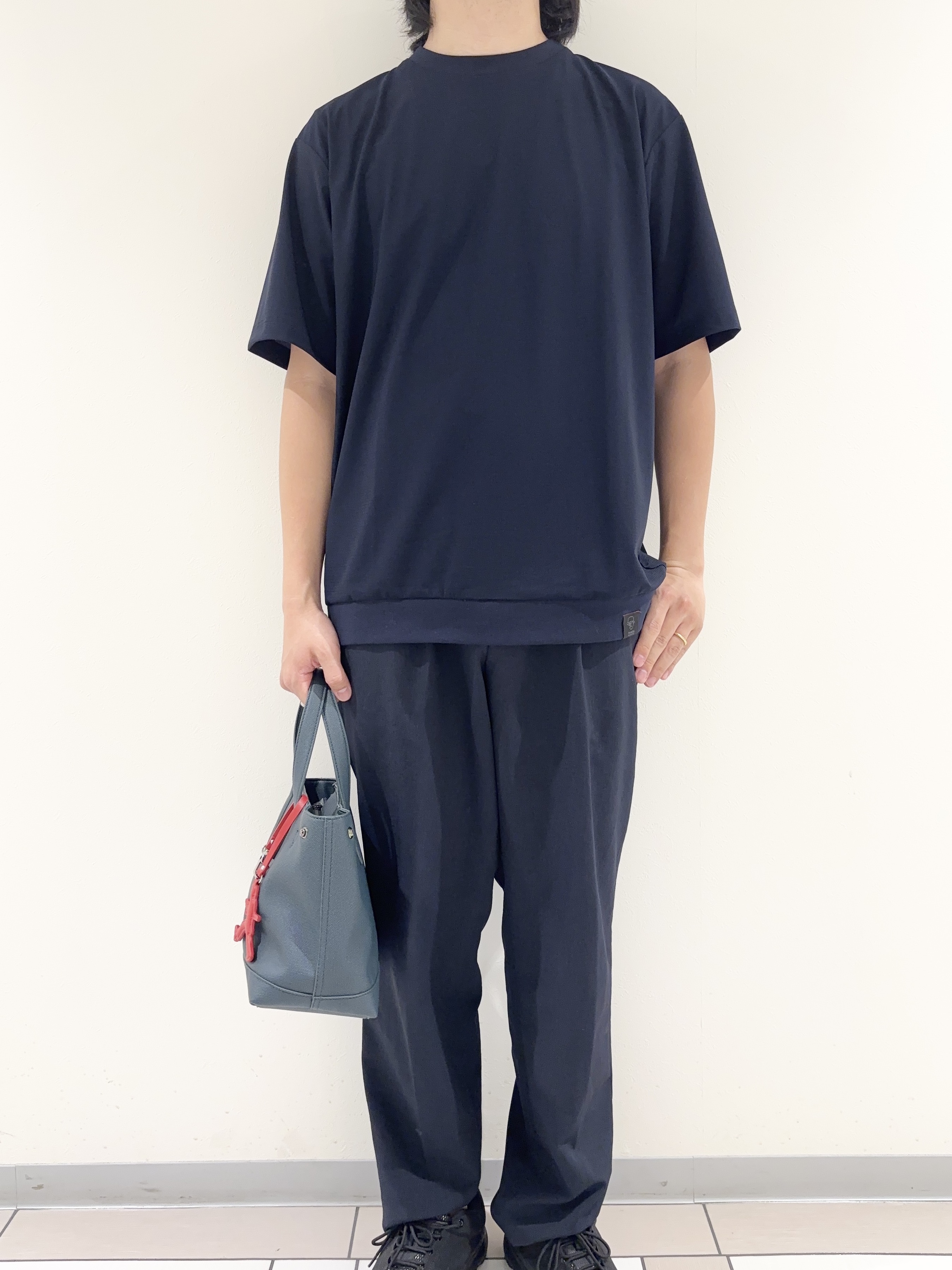 及川さんの「TAKEO KIKUCHI｜【通気性】AIR TOOL LIGHT Ｔシャツ」を使ったコーディネート