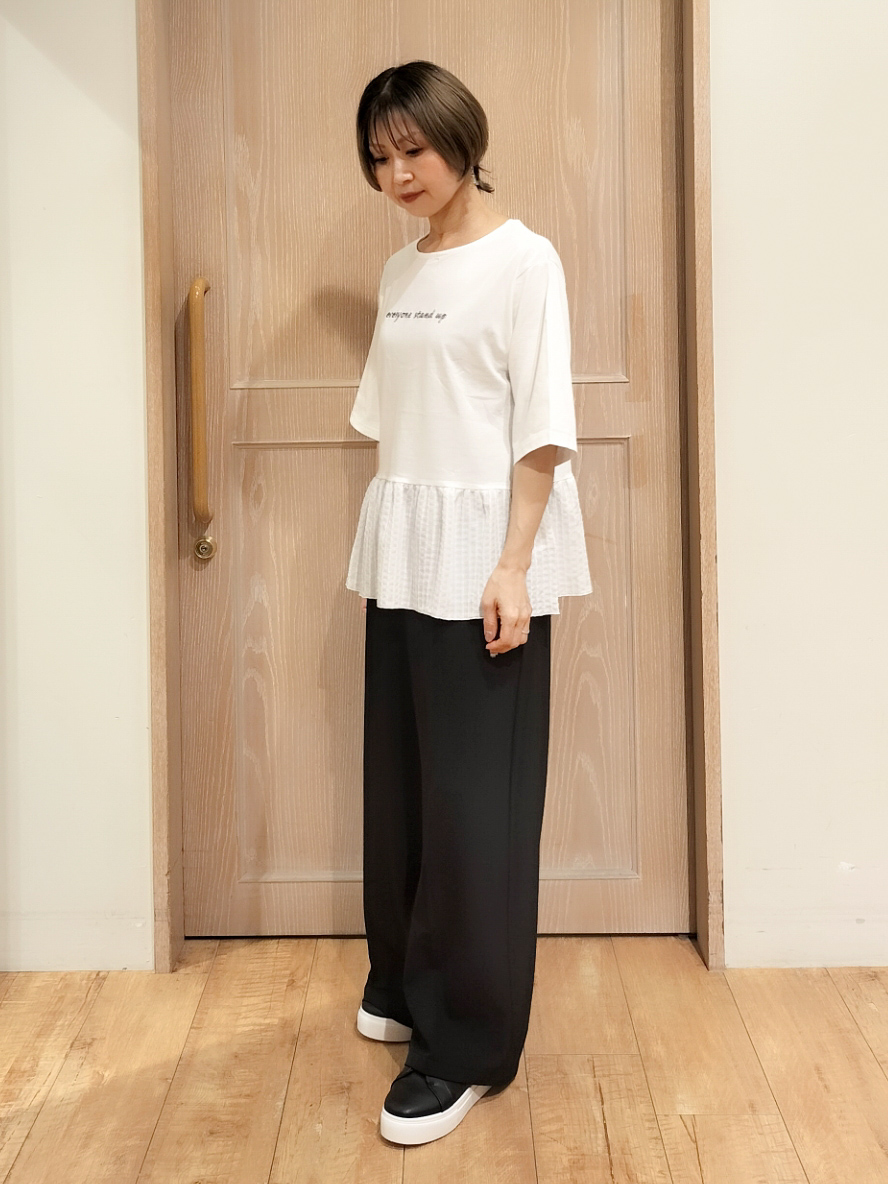 YUKIさんの「SHOO･LA･RUE｜【通気性〇/セットアップ可/洗濯機可】メッシュドルマン ジップブルゾン」を使ったコーディネート