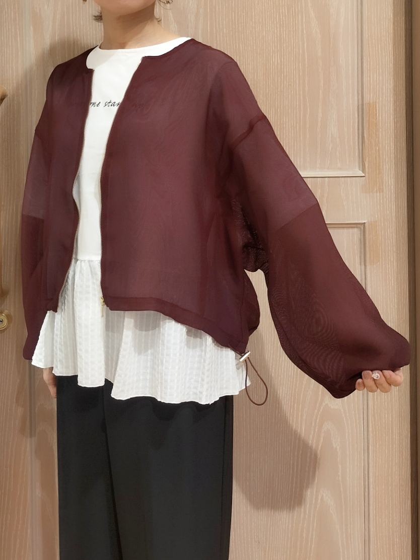 YUKIさんの「SHOO･LA･RUE｜【通気性〇/セットアップ可/洗濯機可】メッシュドルマン ジップブルゾン」を使ったコーディネート