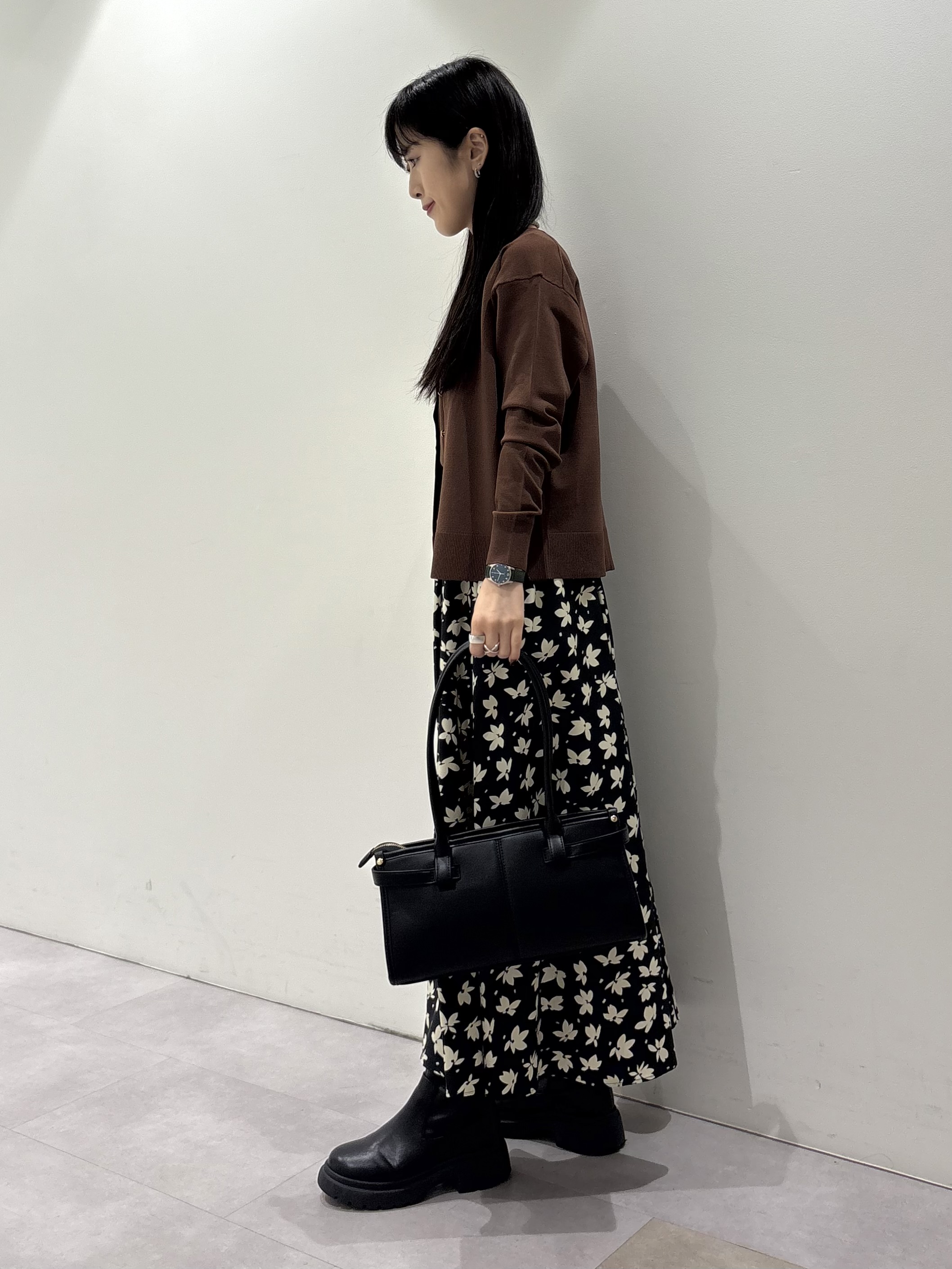 KEIKOさんの「INDIVI｜【2点セット】5分袖ニット＆カーディガン きれいめアンサンブルニット」を使ったコーディネート