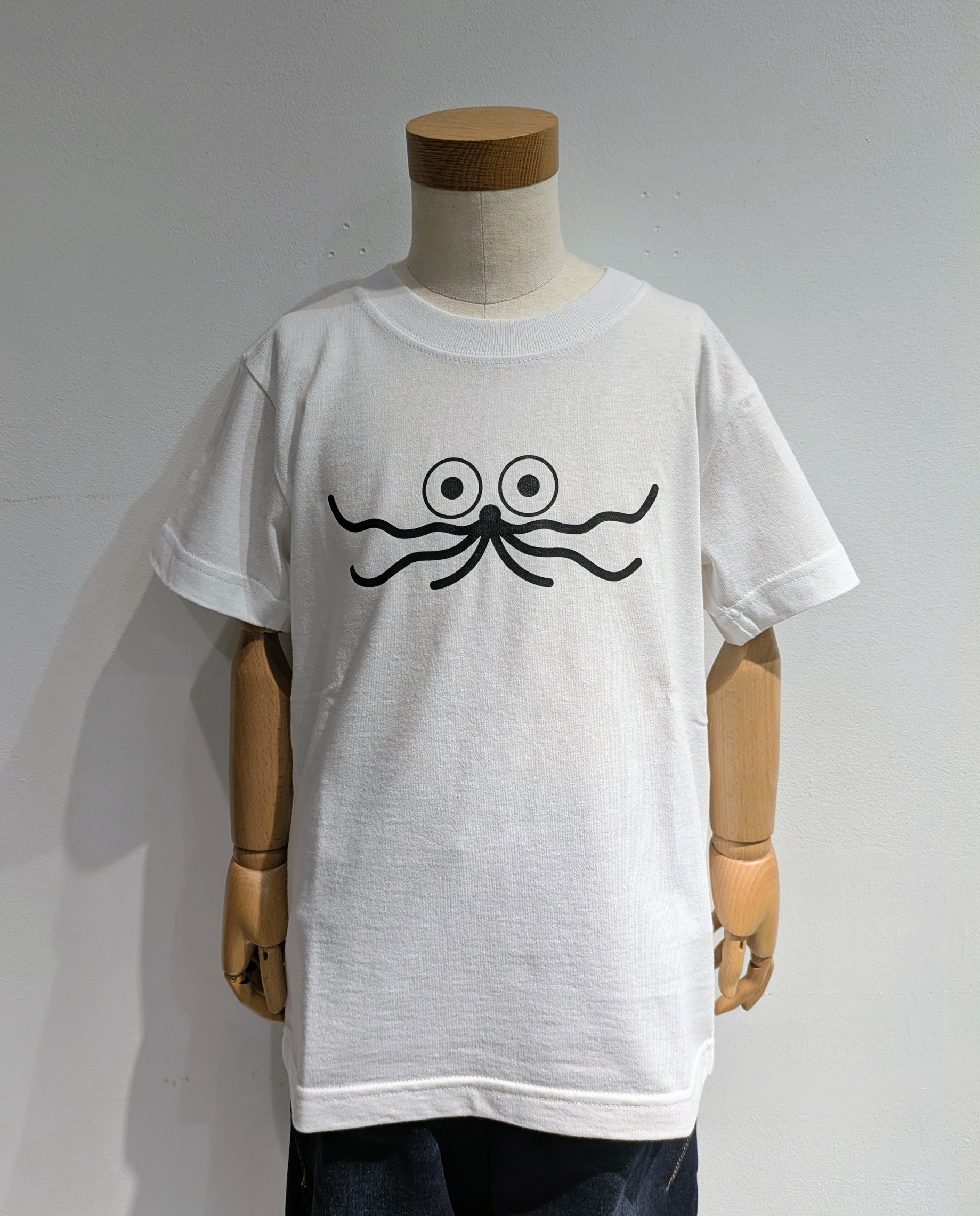Yoshidaさんの「Dessin｜UMAO&times;Dessinコラボ プリントフェイスTシャツ」を使ったコーディネート