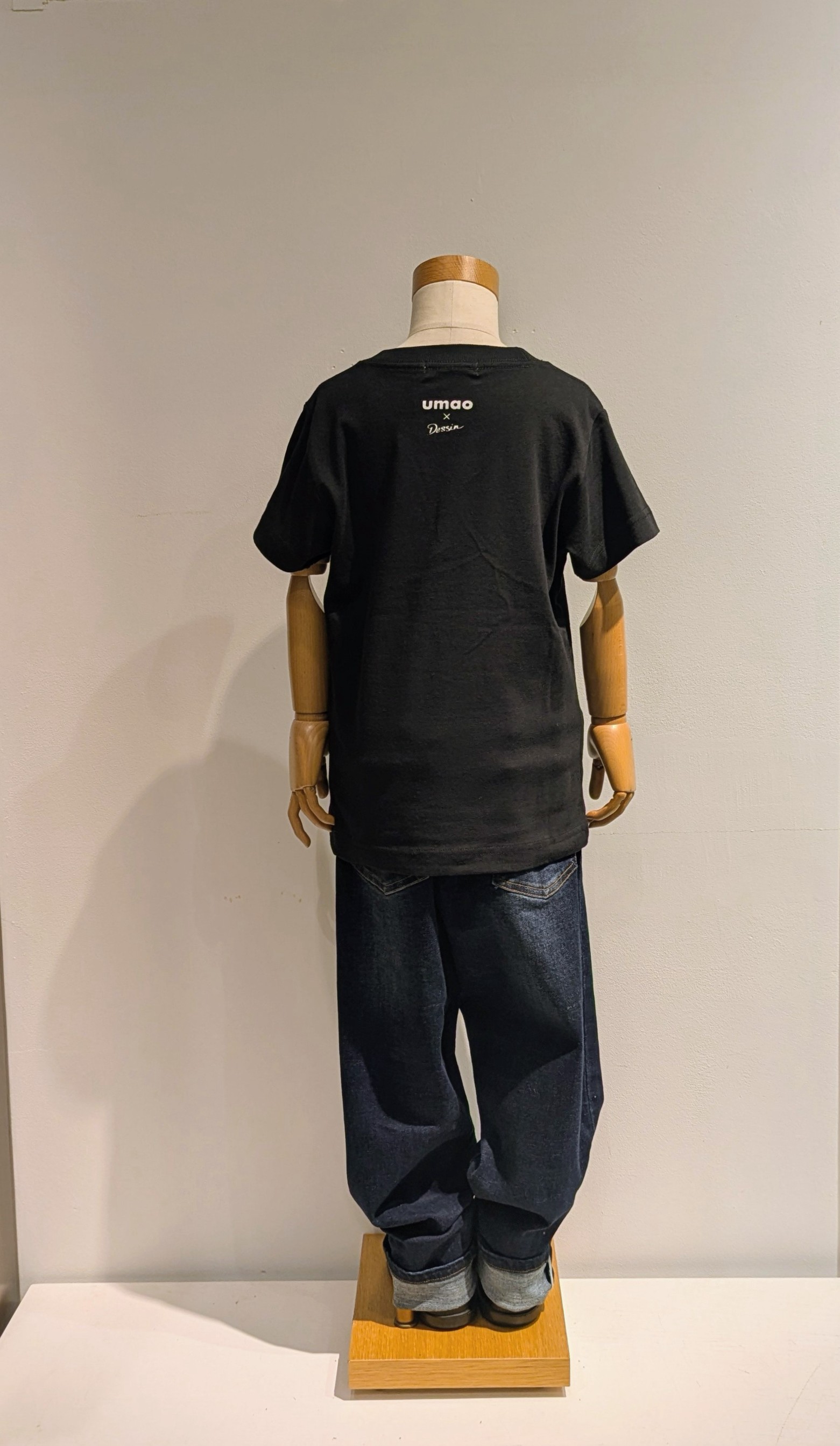 Yoshidaさんの「Dessin｜UMAO&times;Dessinコラボ プリントフェイスTシャツ」を使ったコーディネート