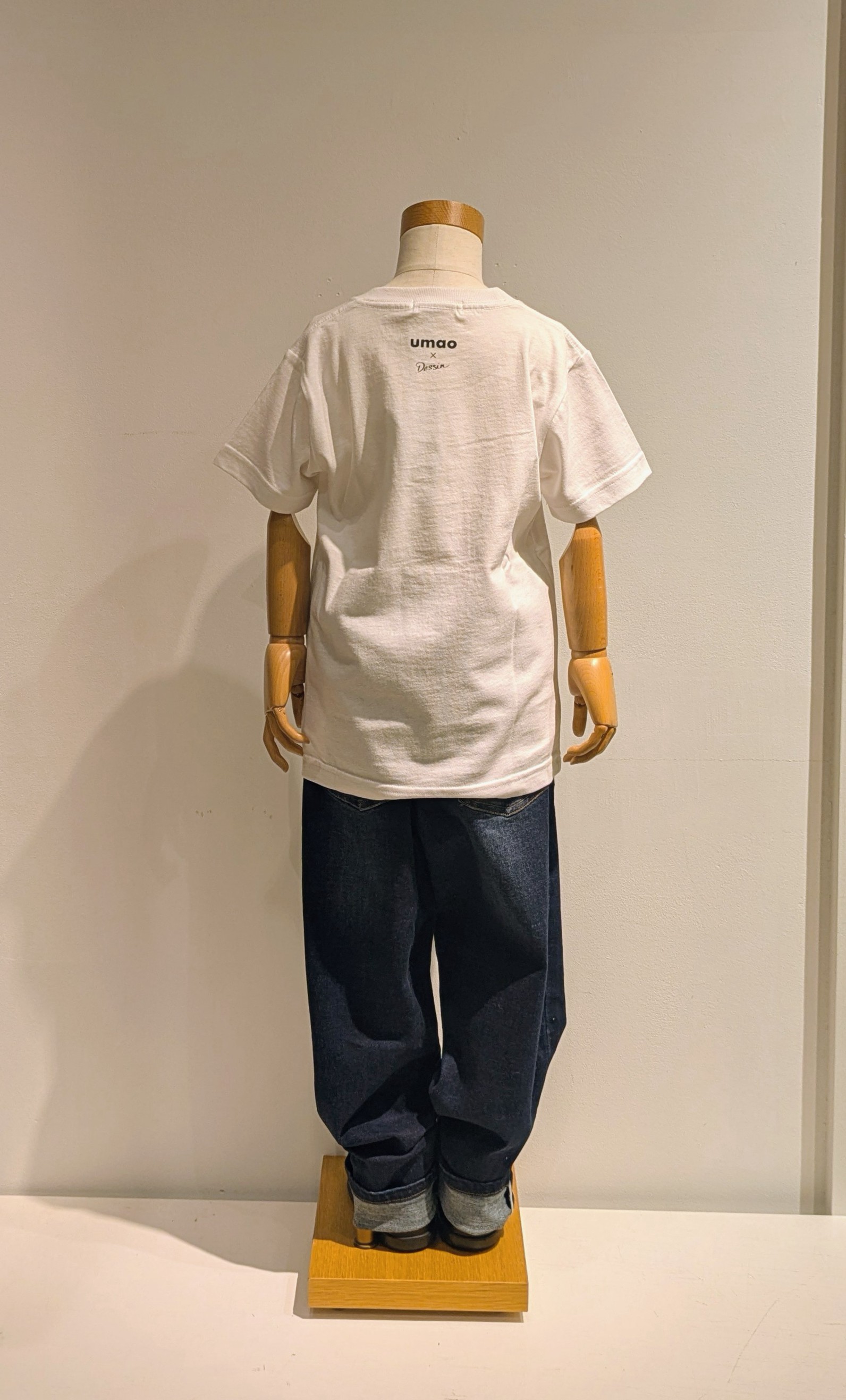 Yoshidaさんの「Dessin｜UMAO&times;Dessinコラボ 刺繍Tシャツ」を使ったコーディネート