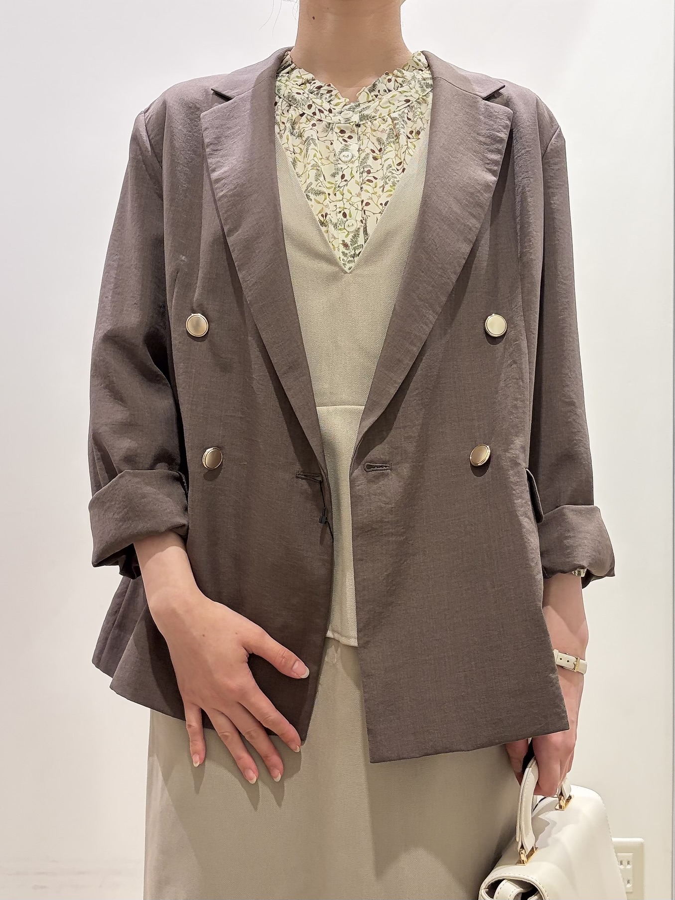 MOMOさんの「index｜《再入荷》ダブルブレストテーラードジャケット【接触冷感／吸水速乾／イージーアイロン／防シワ／洗濯機O」を使ったコーディネート