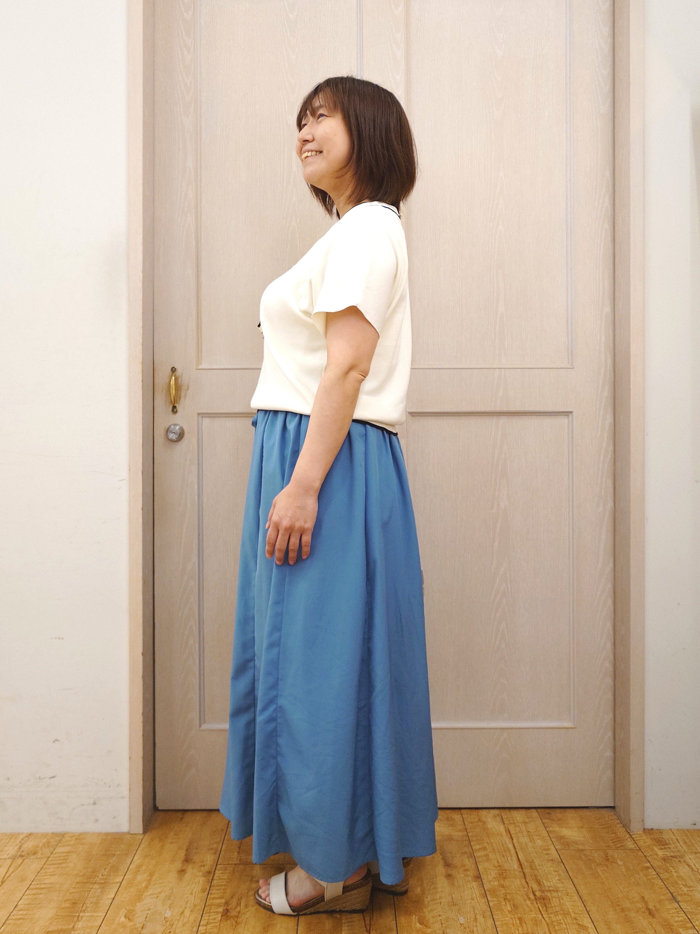 とろろさんの「SHOO･LA･RUE｜【高レビュー/毎日洗える/UV】二の腕も隠せる 配色ボウタイニット」を使ったコーディネート