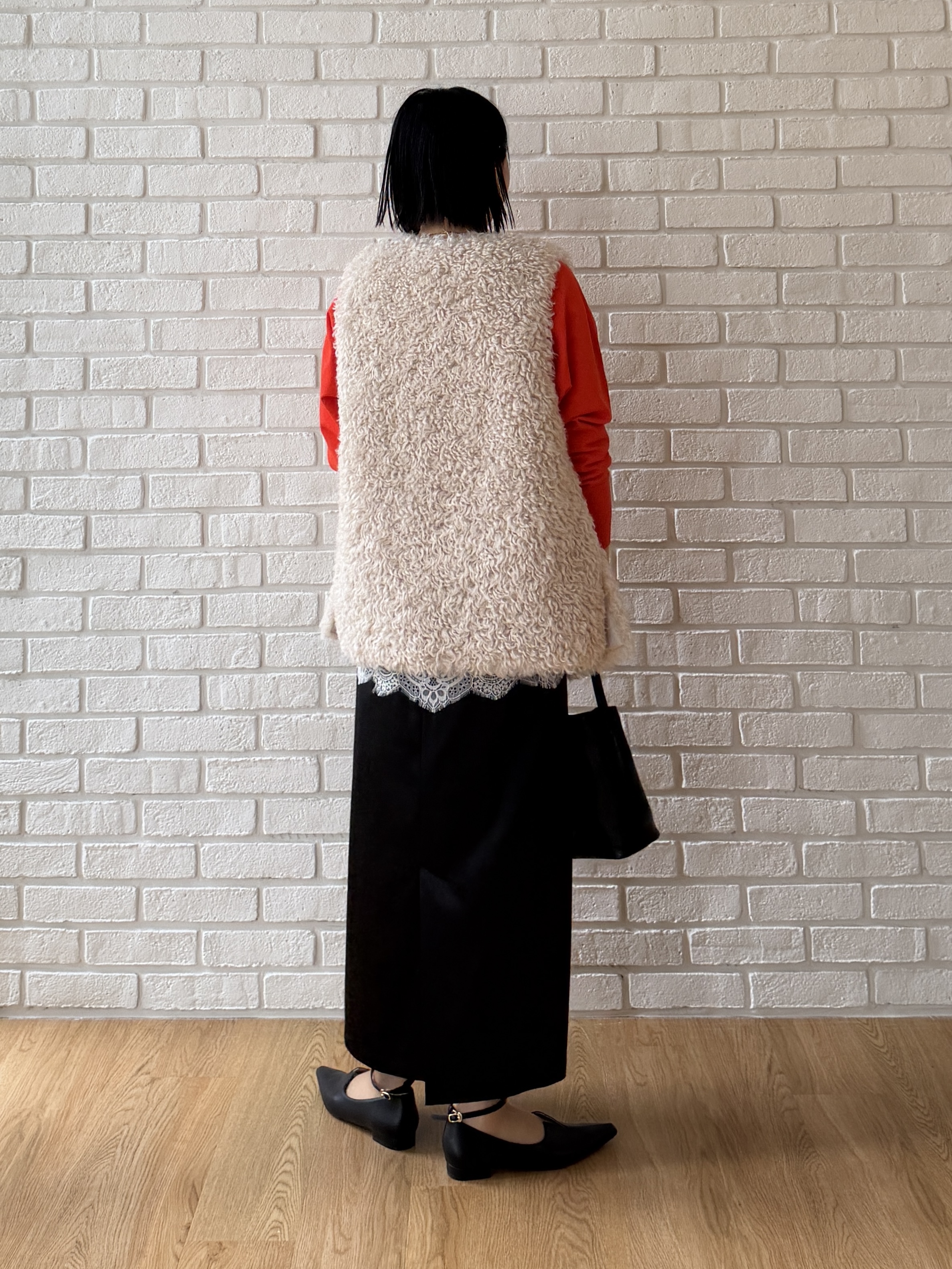 shihoさんの「INDIVI｜【選べる6色／ストレッチ◎】きれいめドルマンスリーブニット」を使ったコーディネート