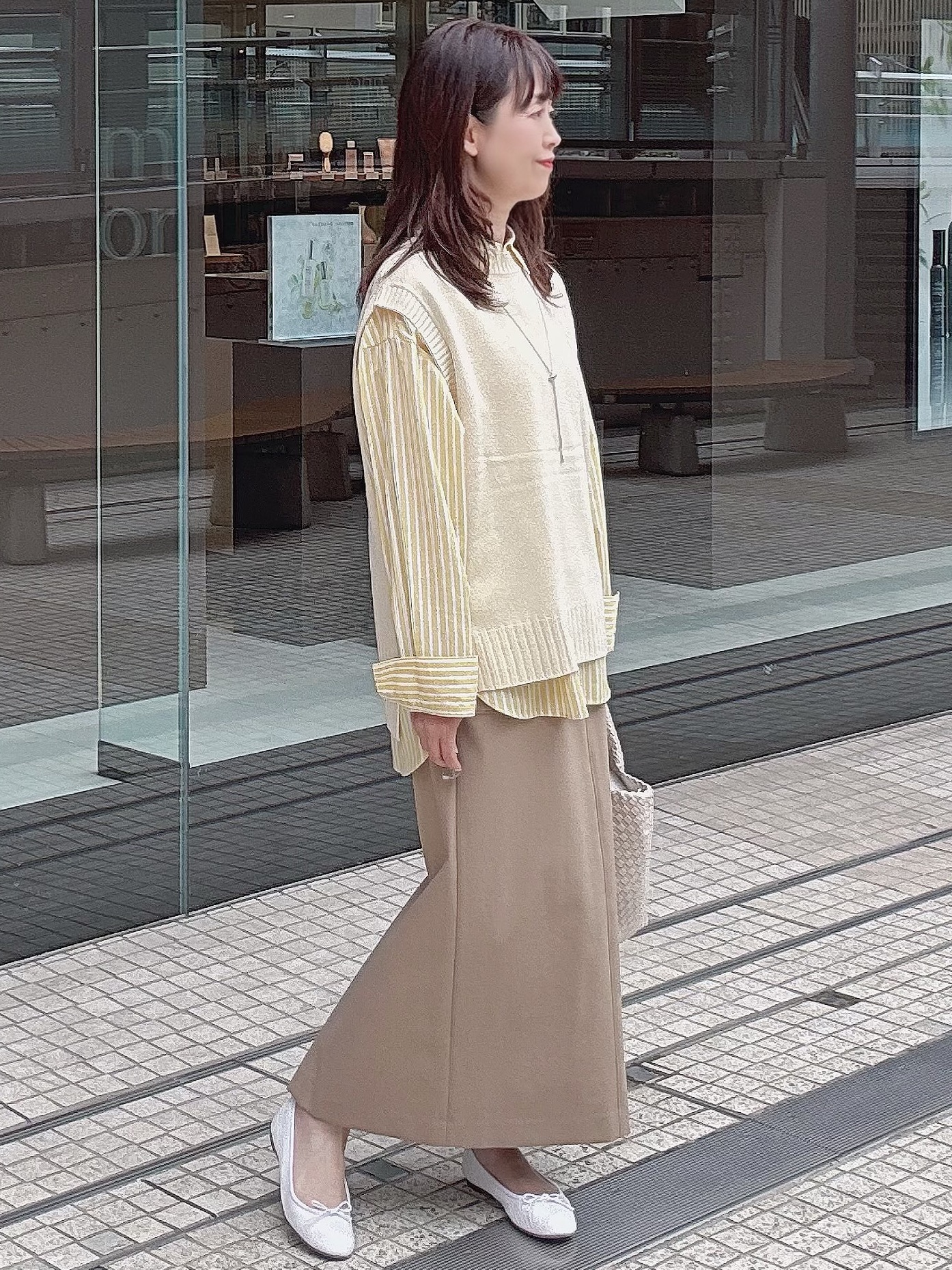 makiさんの「UNTITLED｜【6色色展開/コットン100】カラーベーシックシャツ」を使ったコーディネート