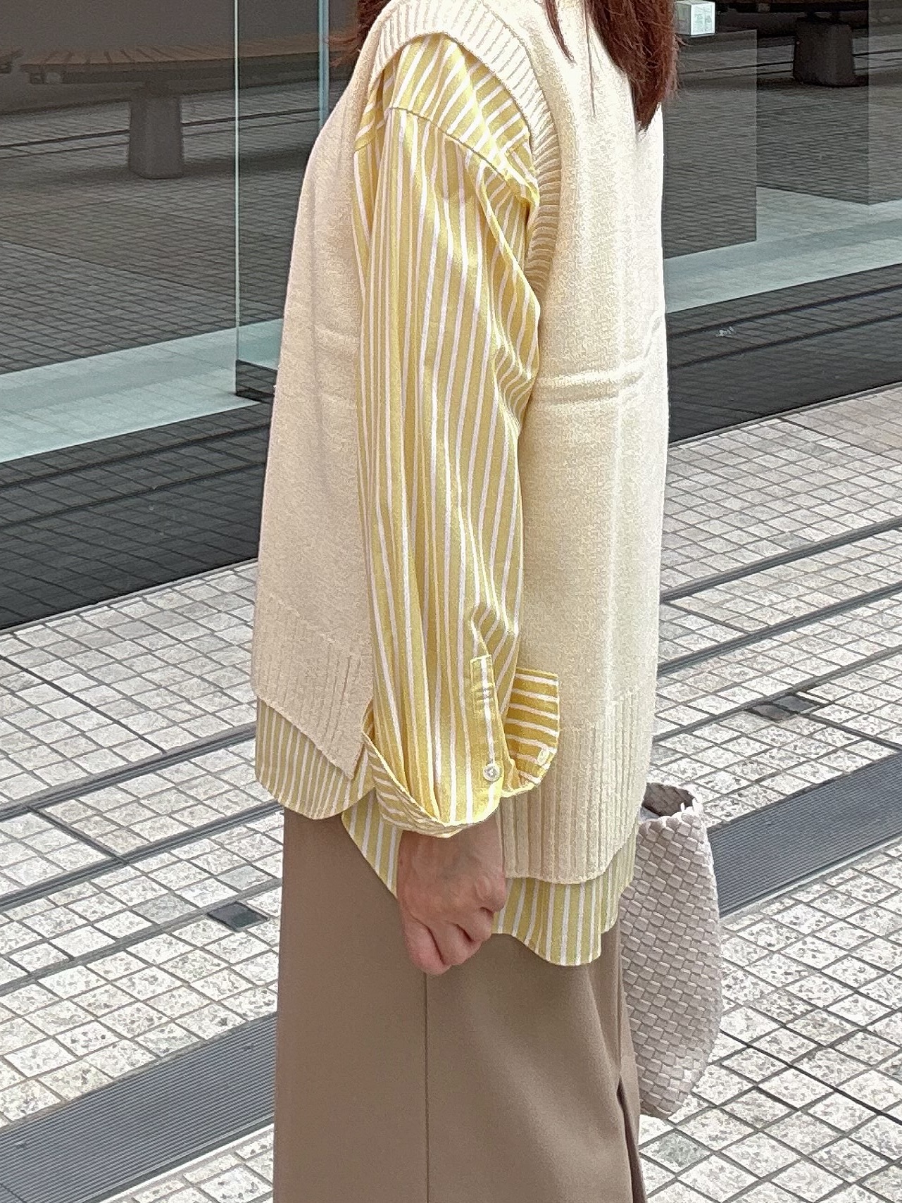 makiさんの「UNTITLED｜【6色色展開/コットン100】カラーベーシックシャツ」を使ったコーディネート