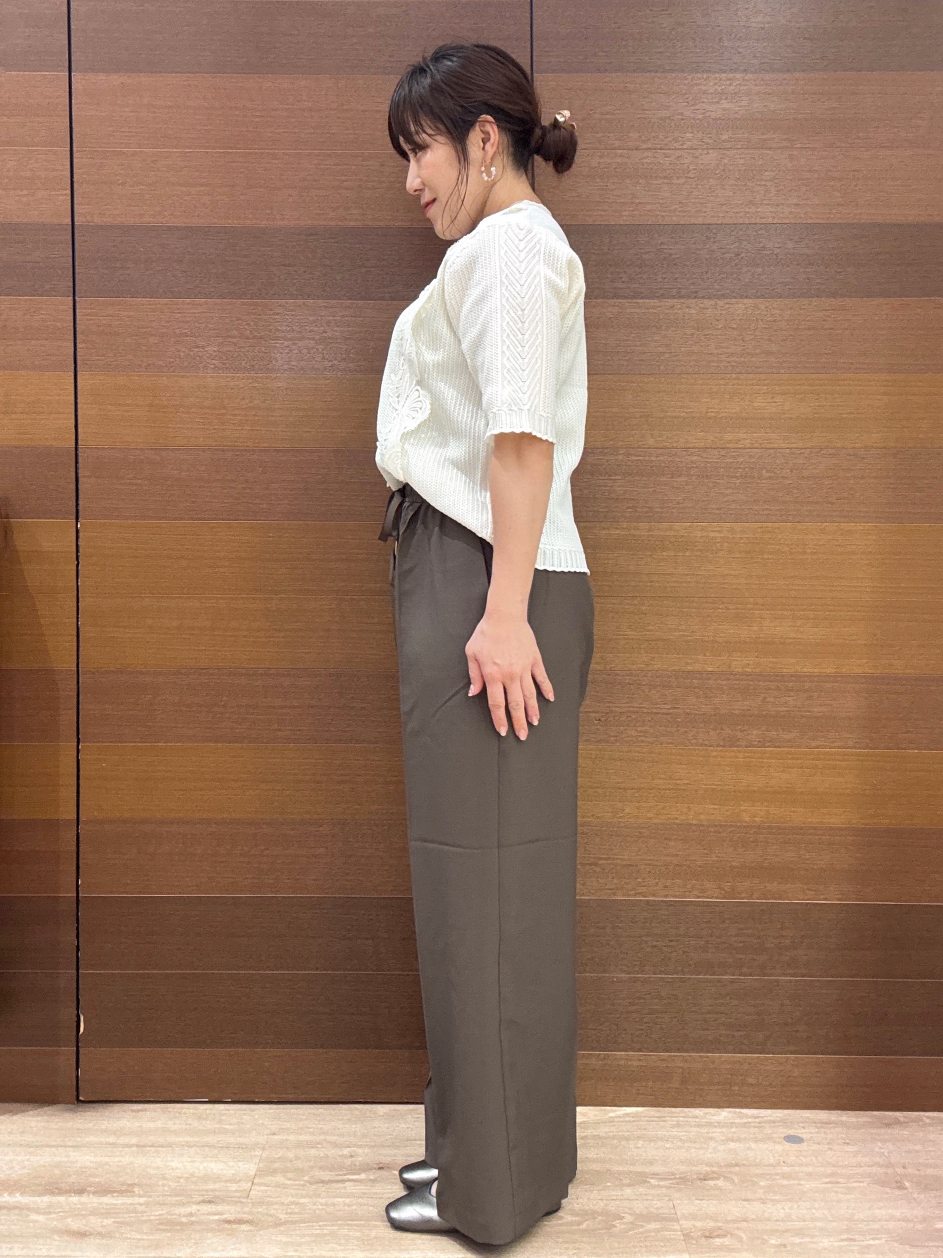 maichiさんの「OPAQUE.CLIP｜モチーフレース 柄編みニット【洗濯機OK／抗ピル】」を使ったコーディネート
