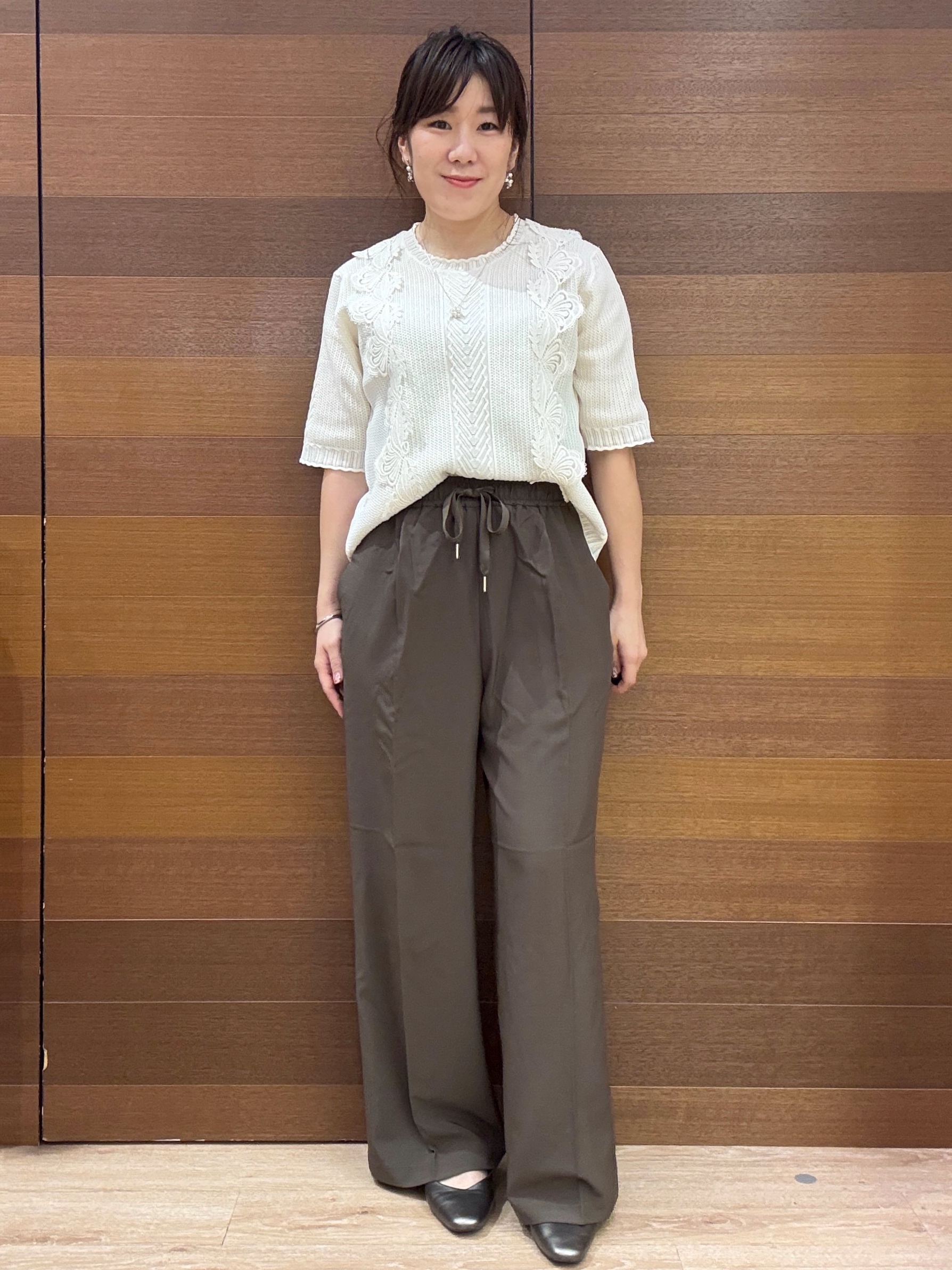 maichiさんの「OPAQUE.CLIP｜モチーフレース 柄編みニット【洗濯機OK／抗ピル】」を使ったコーディネート