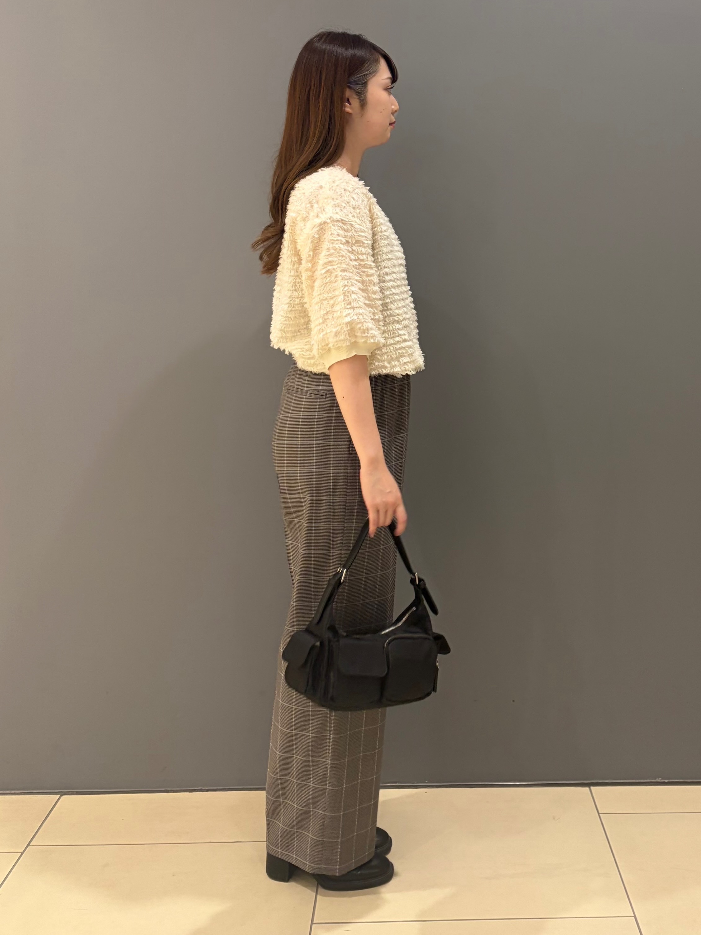 miさんの「UNTITLED｜【秋映え/体型カバー】フェザージャガードプルオーバー」を使ったコーディネート