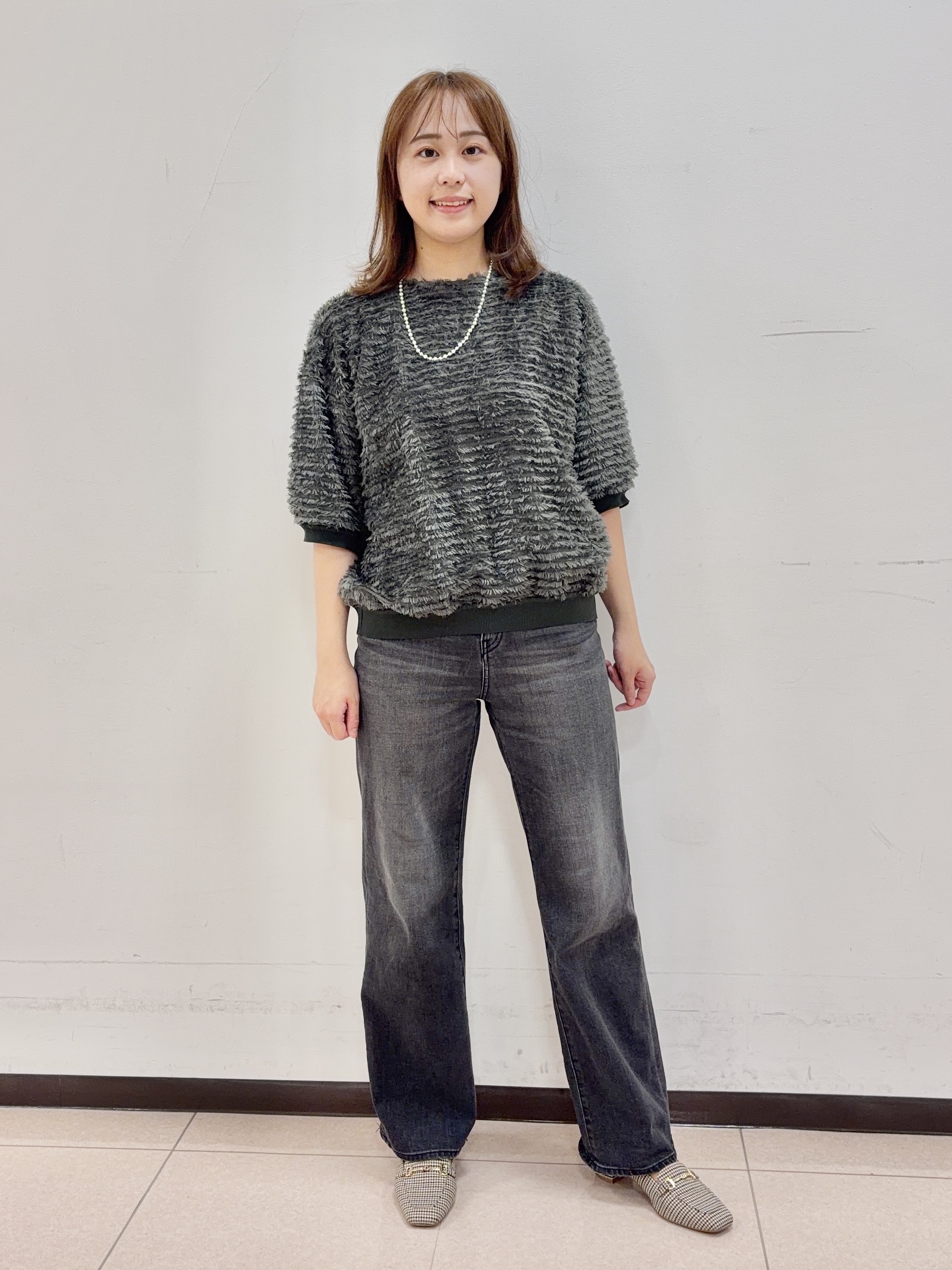 りおさんの「UNTITLED｜【秋映え/体型カバー】フェザージャガードプルオーバー」を使ったコーディネート