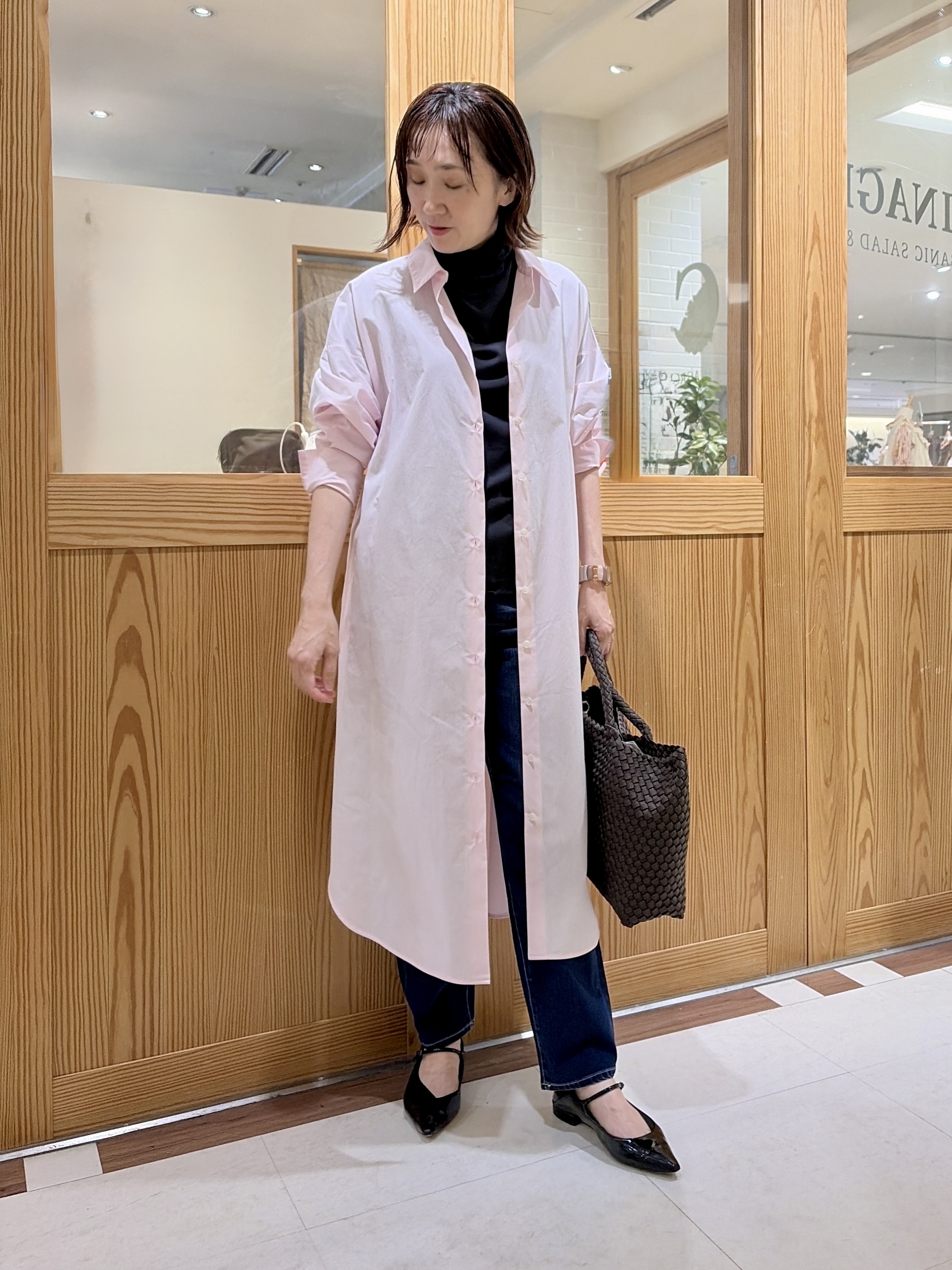 ゆうさんの「UNTITLED｜ロングシャツワンピース」を使ったコーディネート