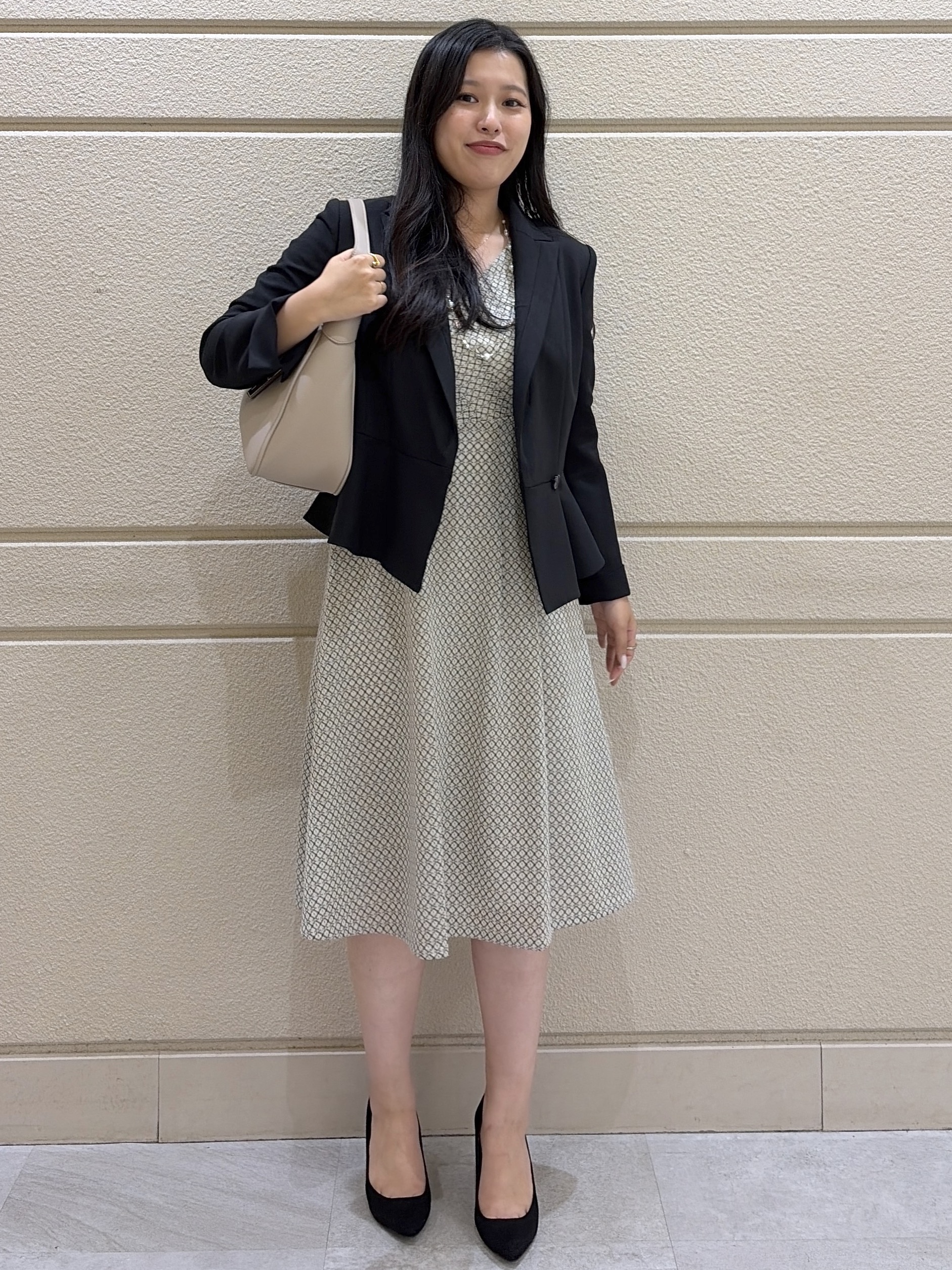 Momokaさんの「COUP DE CHANCE｜【手洗い可／日本製／スーツ可】ペプラムジャケット」を使ったコーディネート