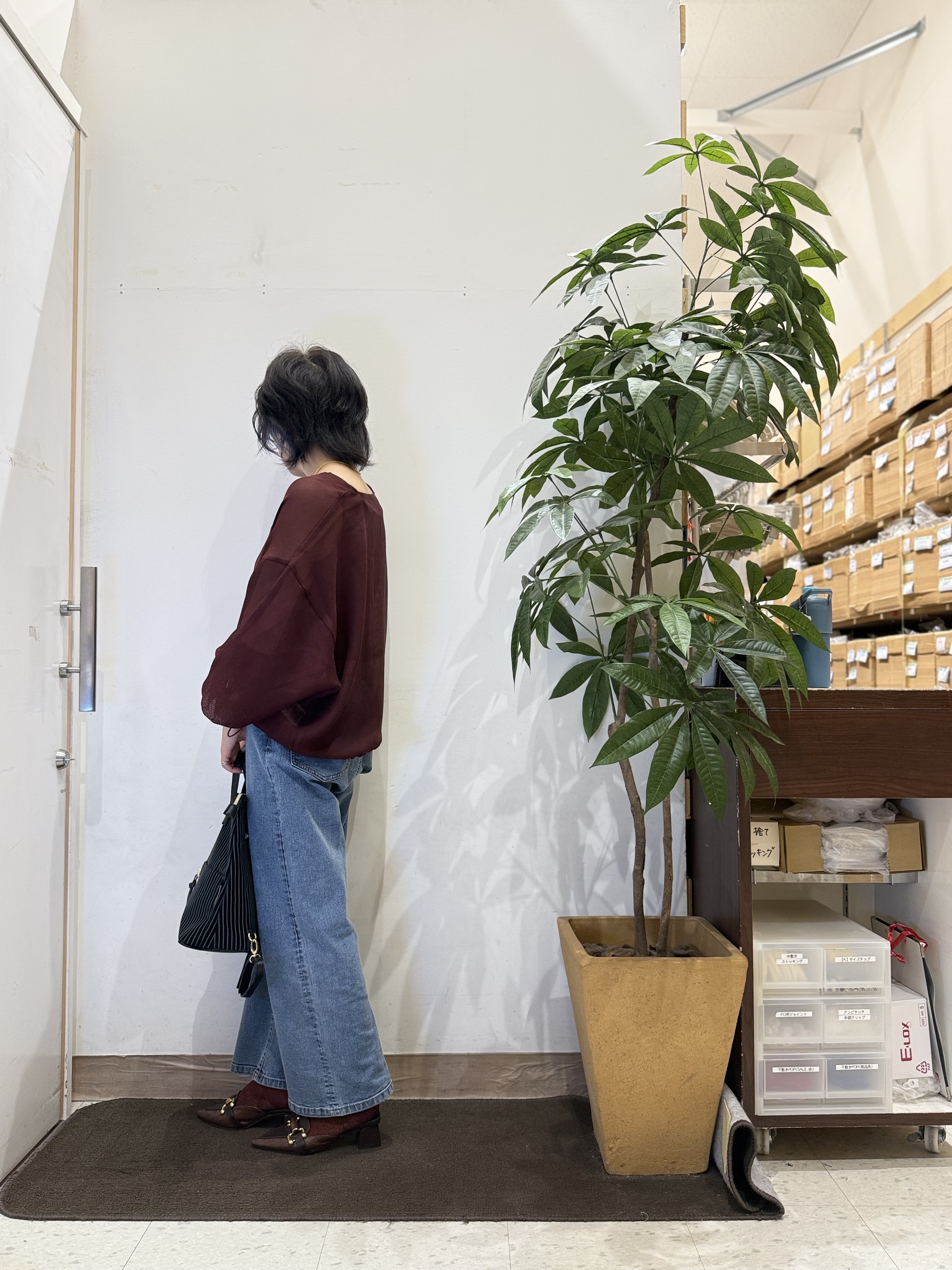 misakiさんの「SHOO･LA･RUE｜【通気性〇/セットアップ可/洗濯機可】メッシュドルマン ジップブルゾン」を使ったコーディネート