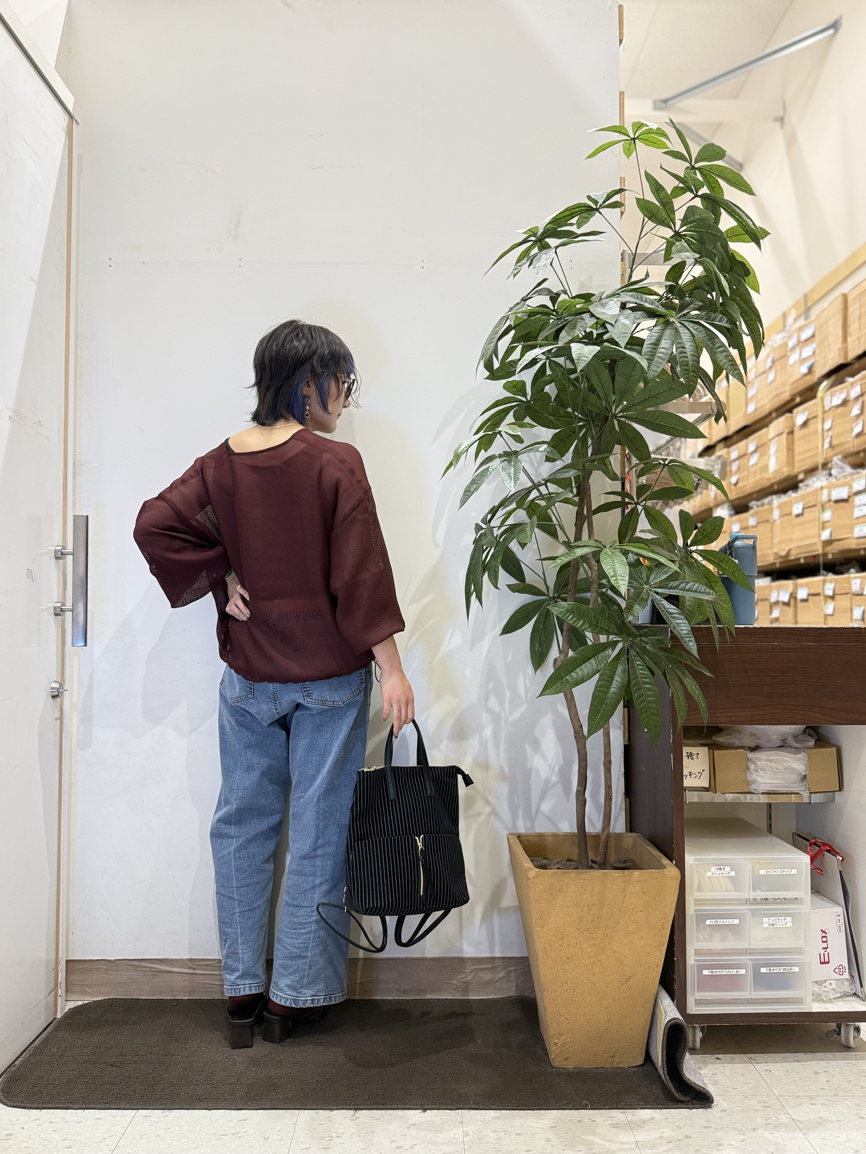 misakiさんの「SHOO･LA･RUE｜【通気性〇/セットアップ可/洗濯機可】メッシュドルマン ジップブルゾン」を使ったコーディネート