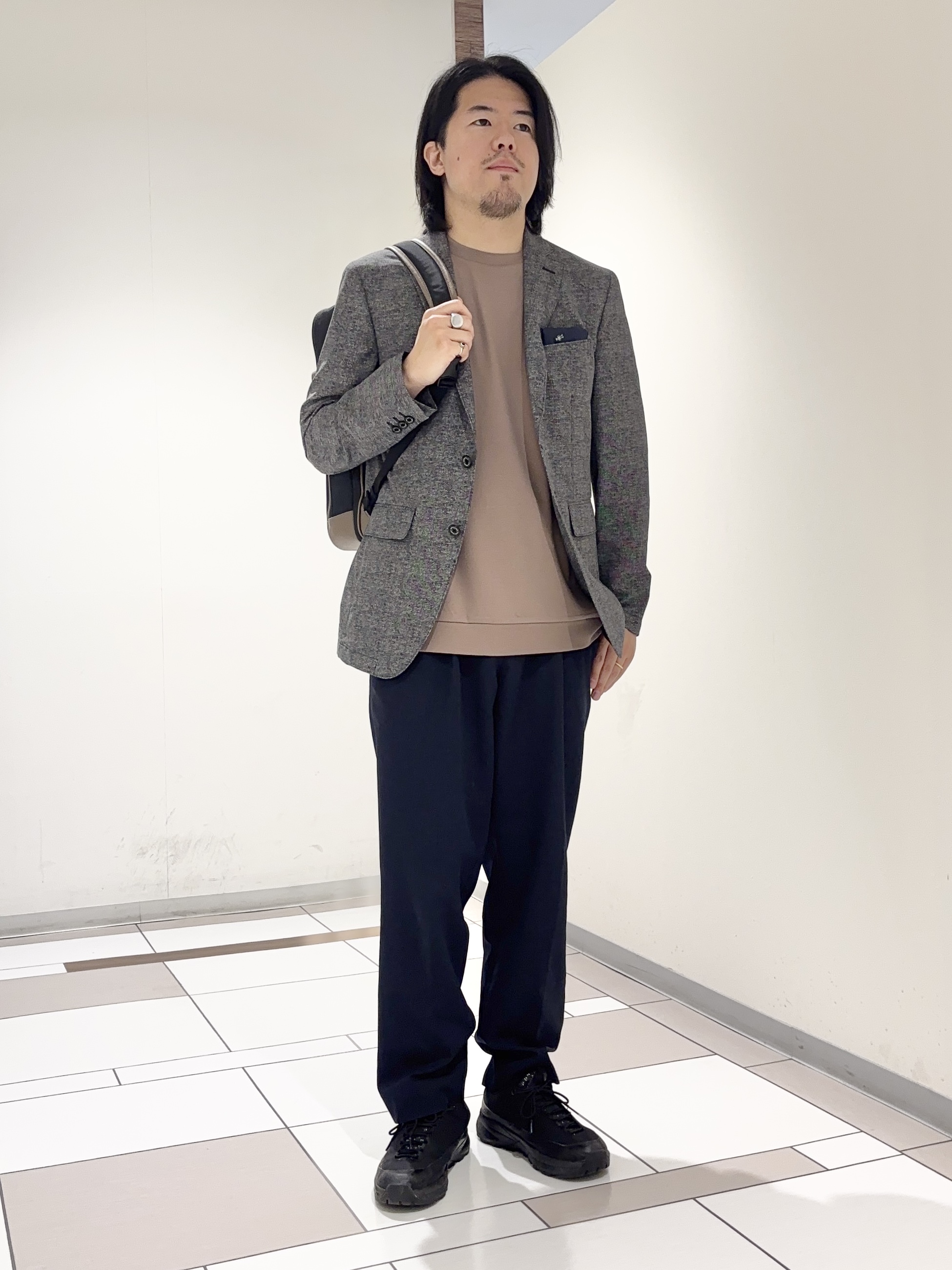 及川さんの「TAKEO KIKUCHI｜【抗菌防臭】COOL DOTS（R）ドビープリント ジャケット」を使ったコーディネート