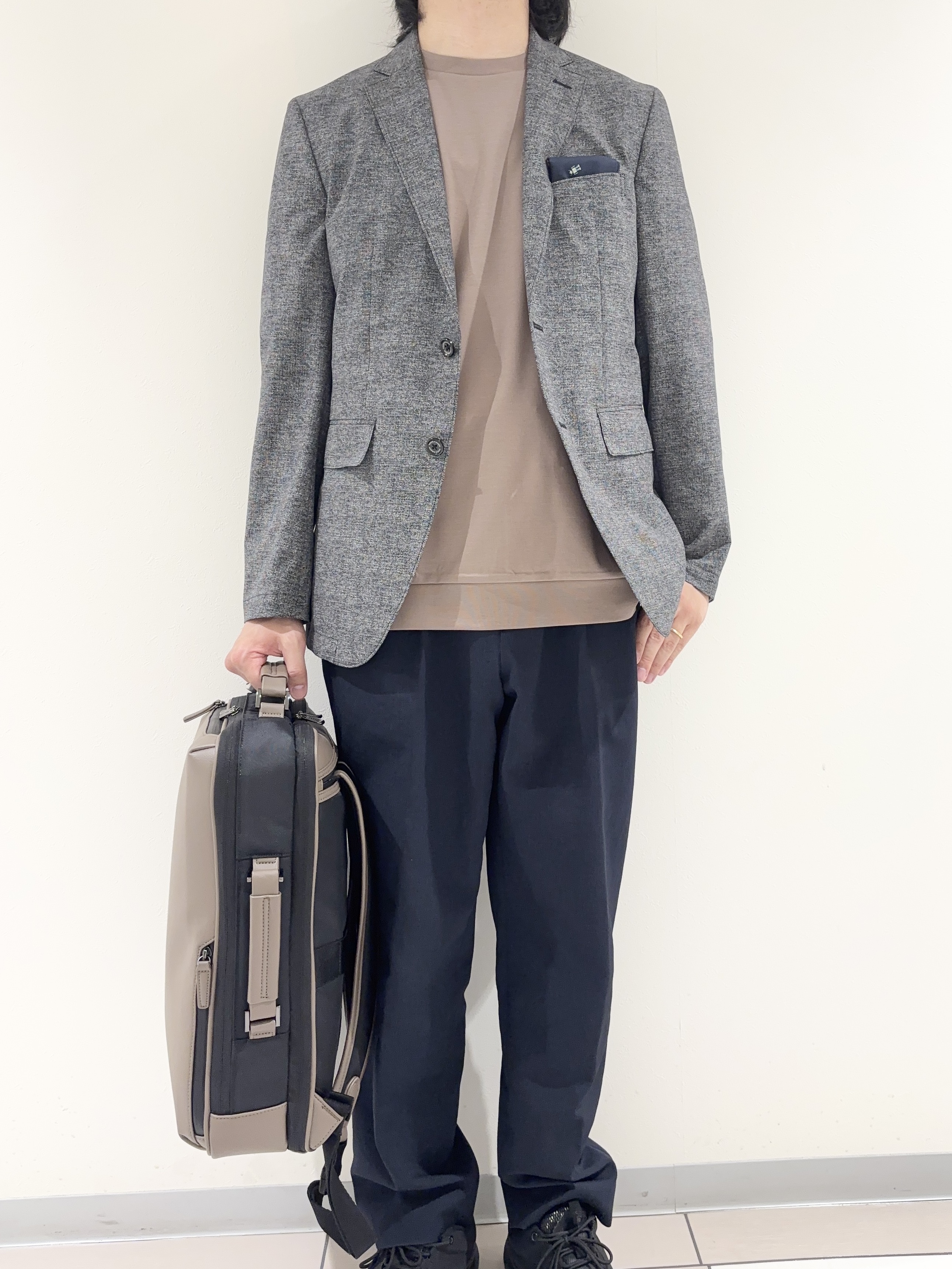 及川さんの「TAKEO KIKUCHI｜【抗菌防臭】COOL DOTS（R）ドビープリント ジャケット」を使ったコーディネート