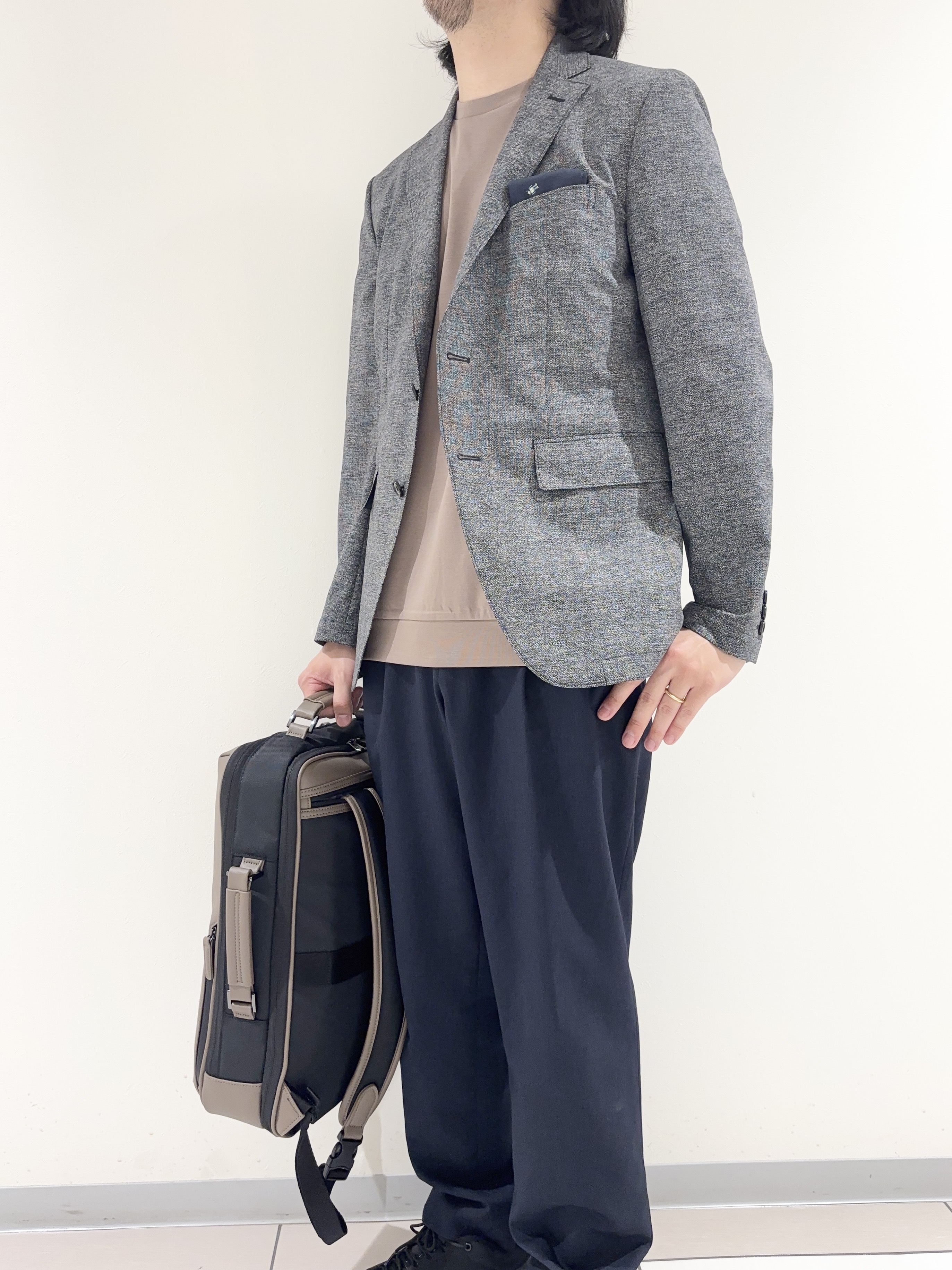 及川さんの「TAKEO KIKUCHI｜【抗菌防臭】COOL DOTS（R）ドビープリント ジャケット」を使ったコーディネート