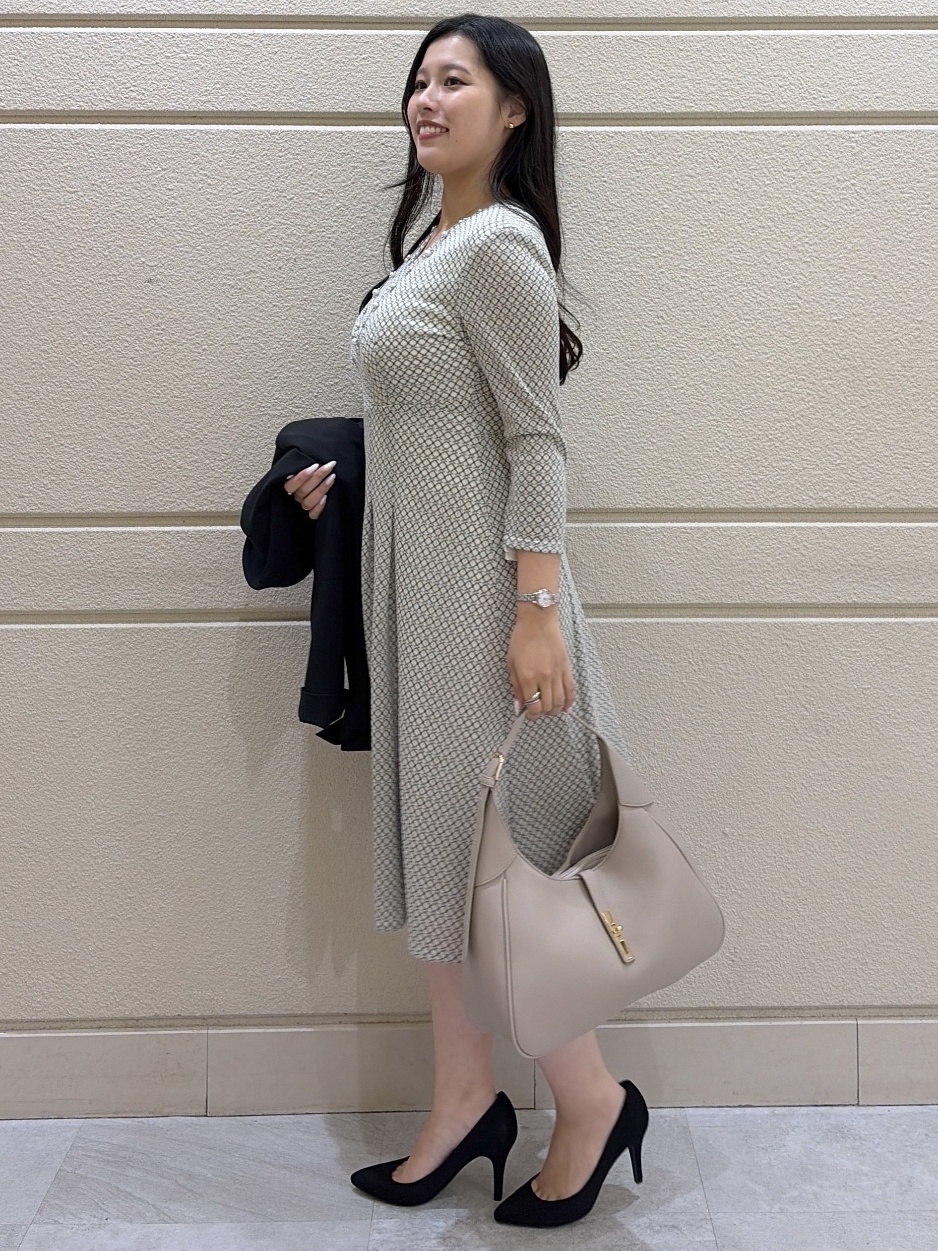 Momokaさんの「COUP DE CHANCE｜【手洗い可／日本製】カシュクールワンピース」を使ったコーディネート