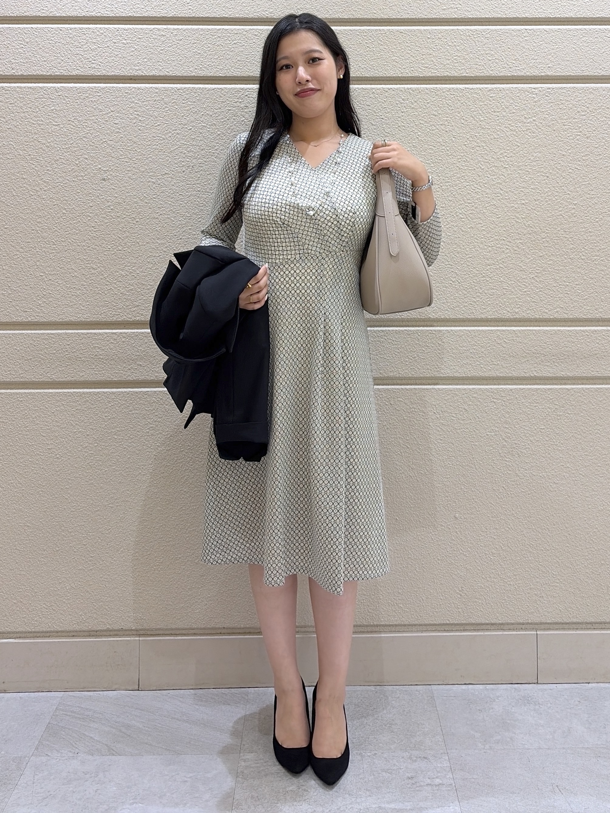 Momokaさんの「COUP DE CHANCE｜【手洗い可／日本製】カシュクールワンピース」を使ったコーディネート
