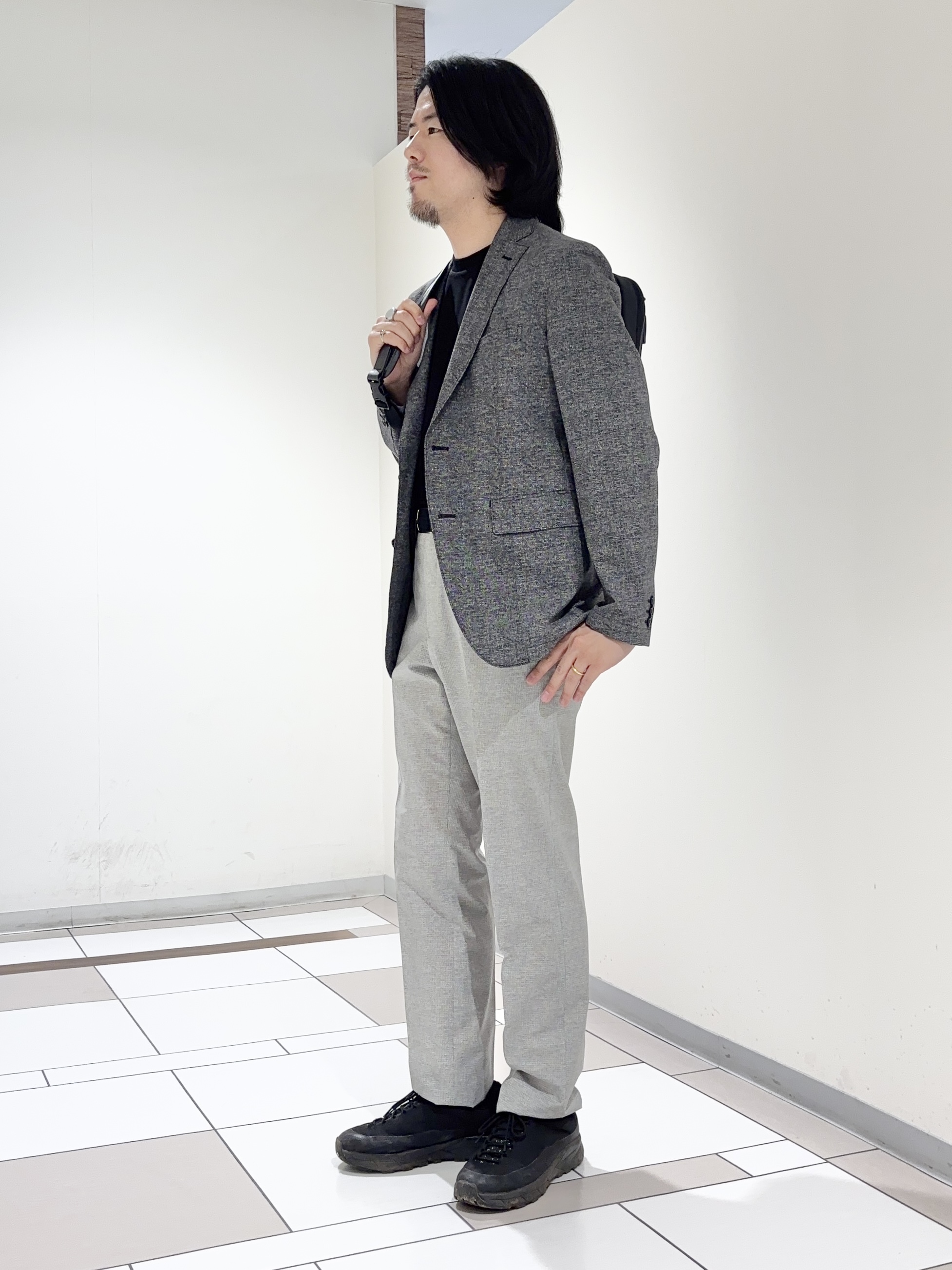 及川さんの「TAKEO KIKUCHI｜【抗菌防臭】COOL DOTS（R）ドビープリント ジャケット」を使ったコーディネート