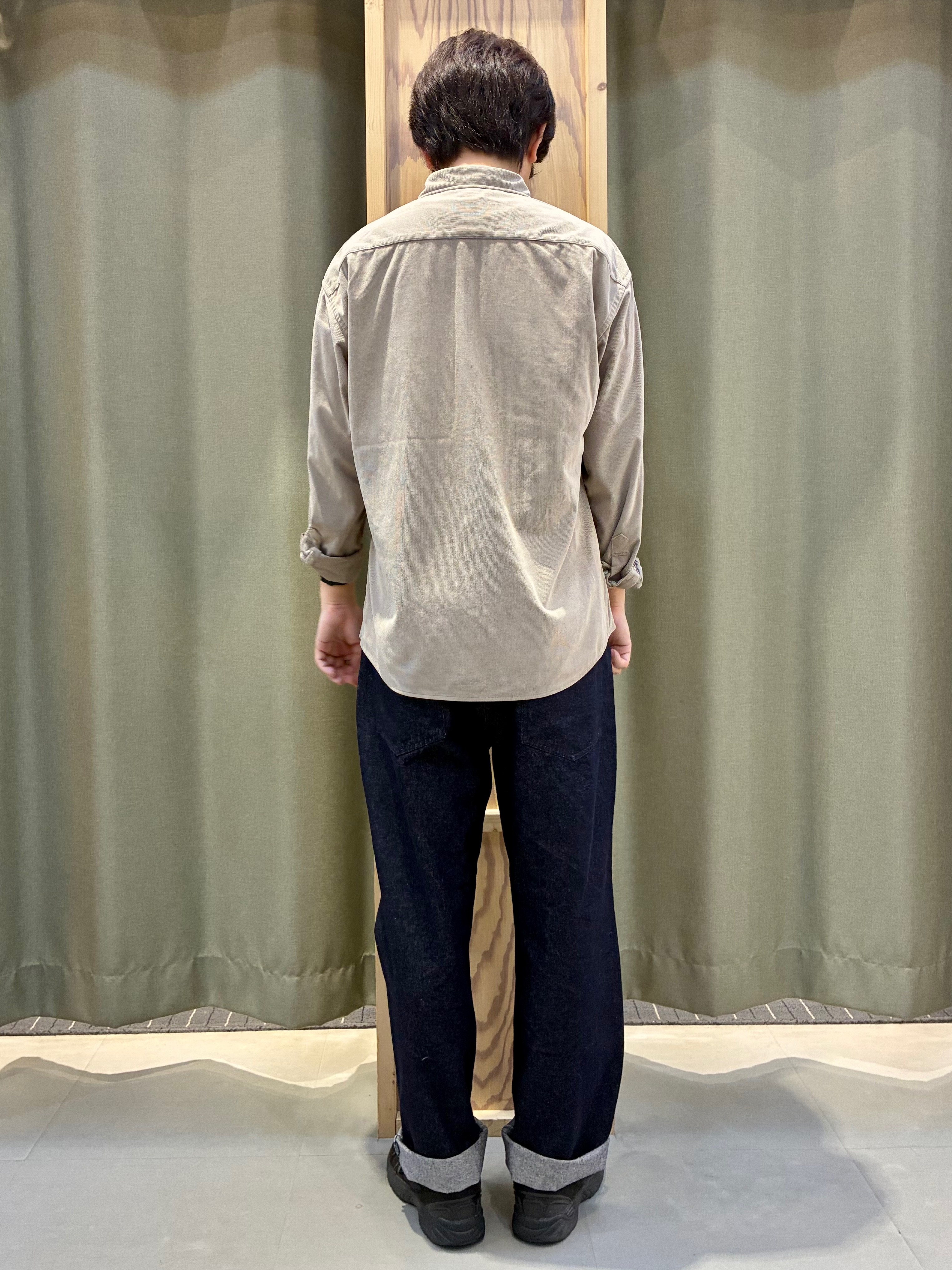 yoshiさんの「THE SHOP TK｜POLO BCS/アソート長袖シャツ」を使ったコーディネート
