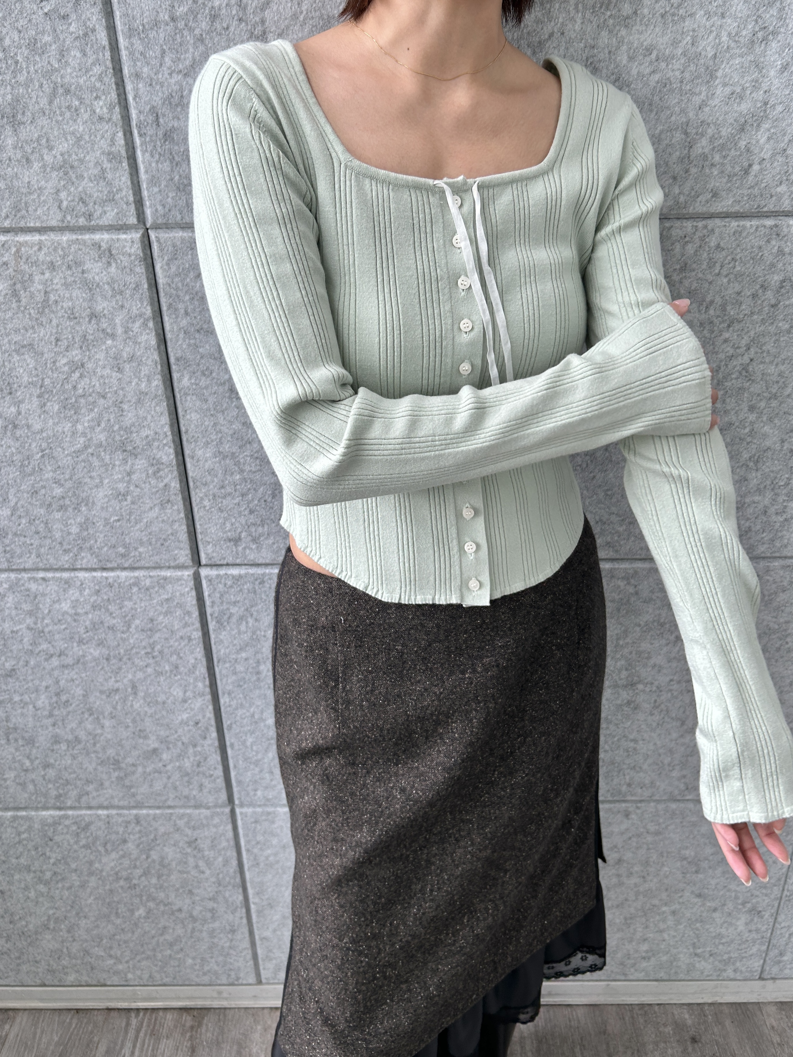 harunaさんの「CODE A｜intimate knit cardigan」を使ったコーディネート