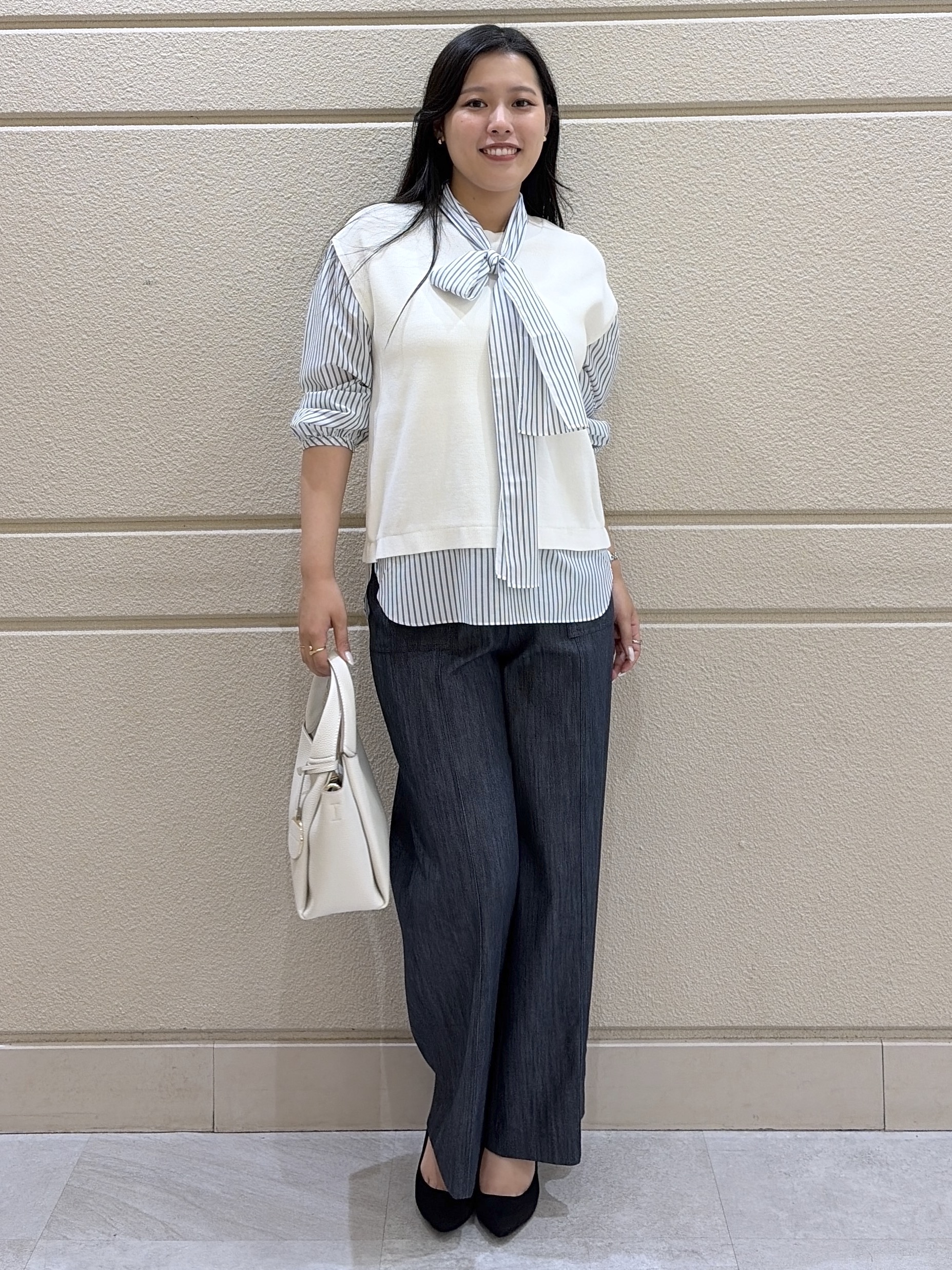 Momokaさんの「COUP DE CHANCE｜【手洗い可／日本製／】 レイヤード風トップス」を使ったコーディネート
