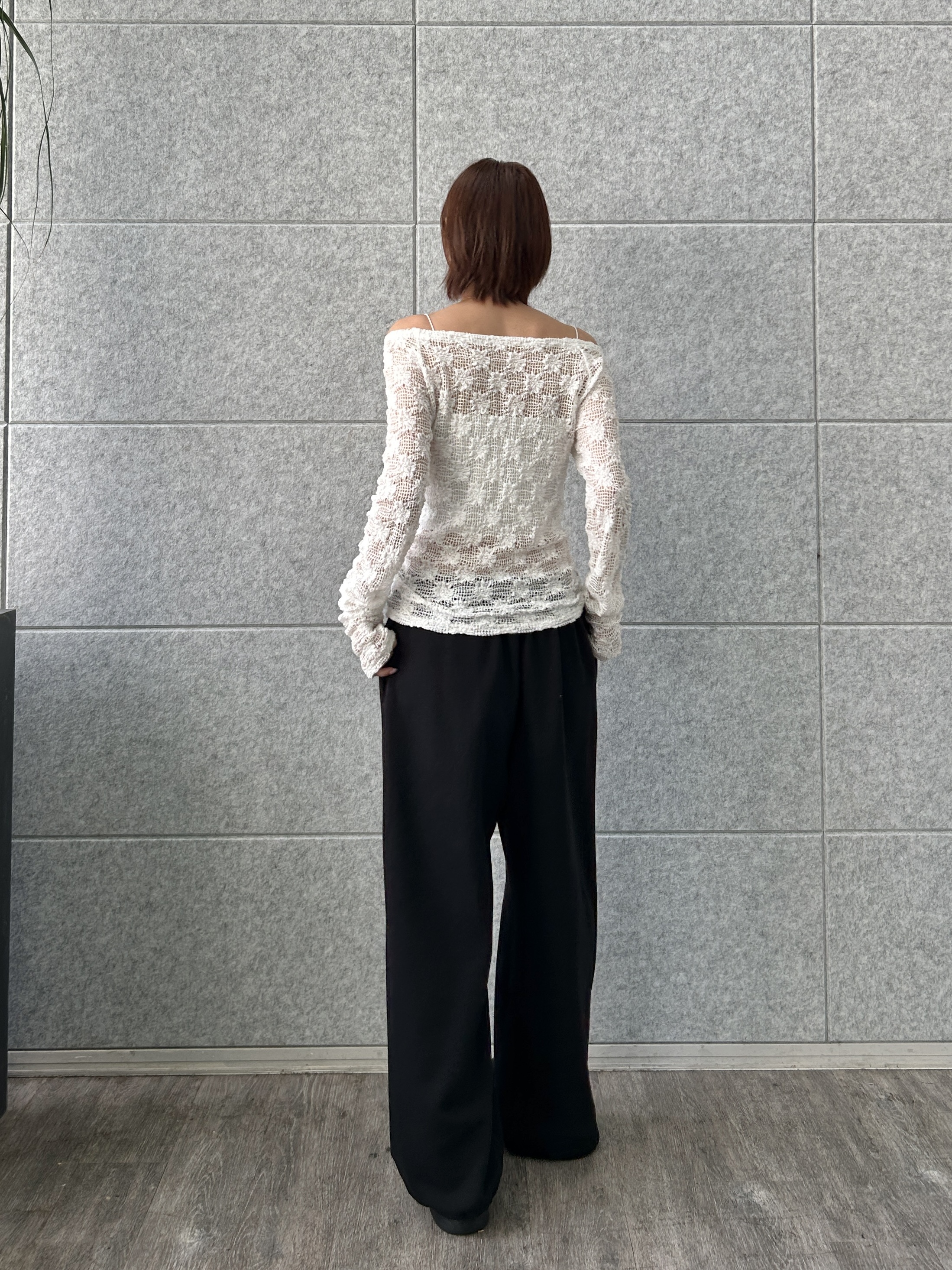 harunaさんの「CODE A｜【Re】floral lace tops」を使ったコーディネート