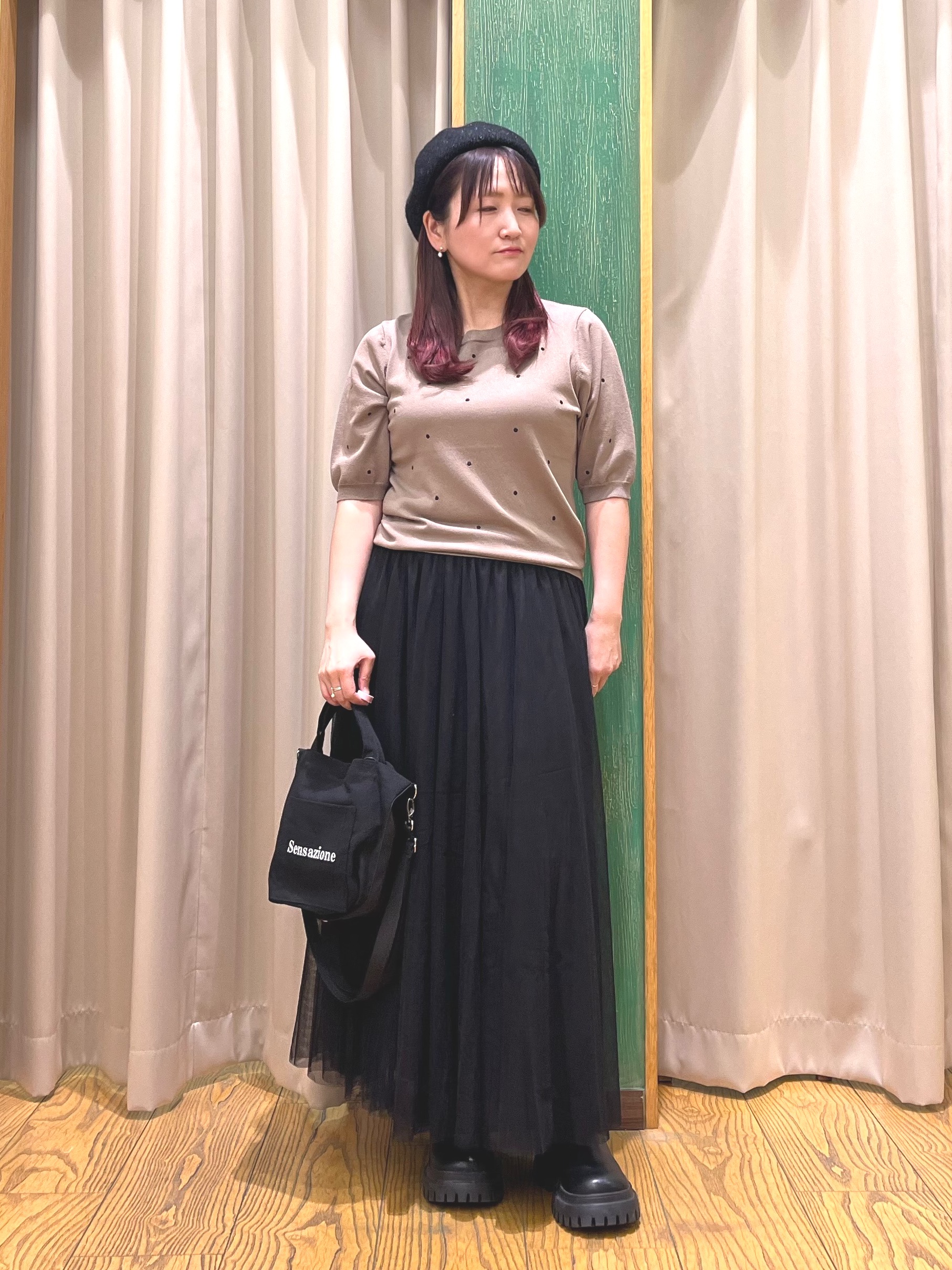 ゆっきーさんの「SHOO･LA･RUE｜【S-LL】さらっとタッチ 大人のドット刺繍ニット」を使ったコーディネート