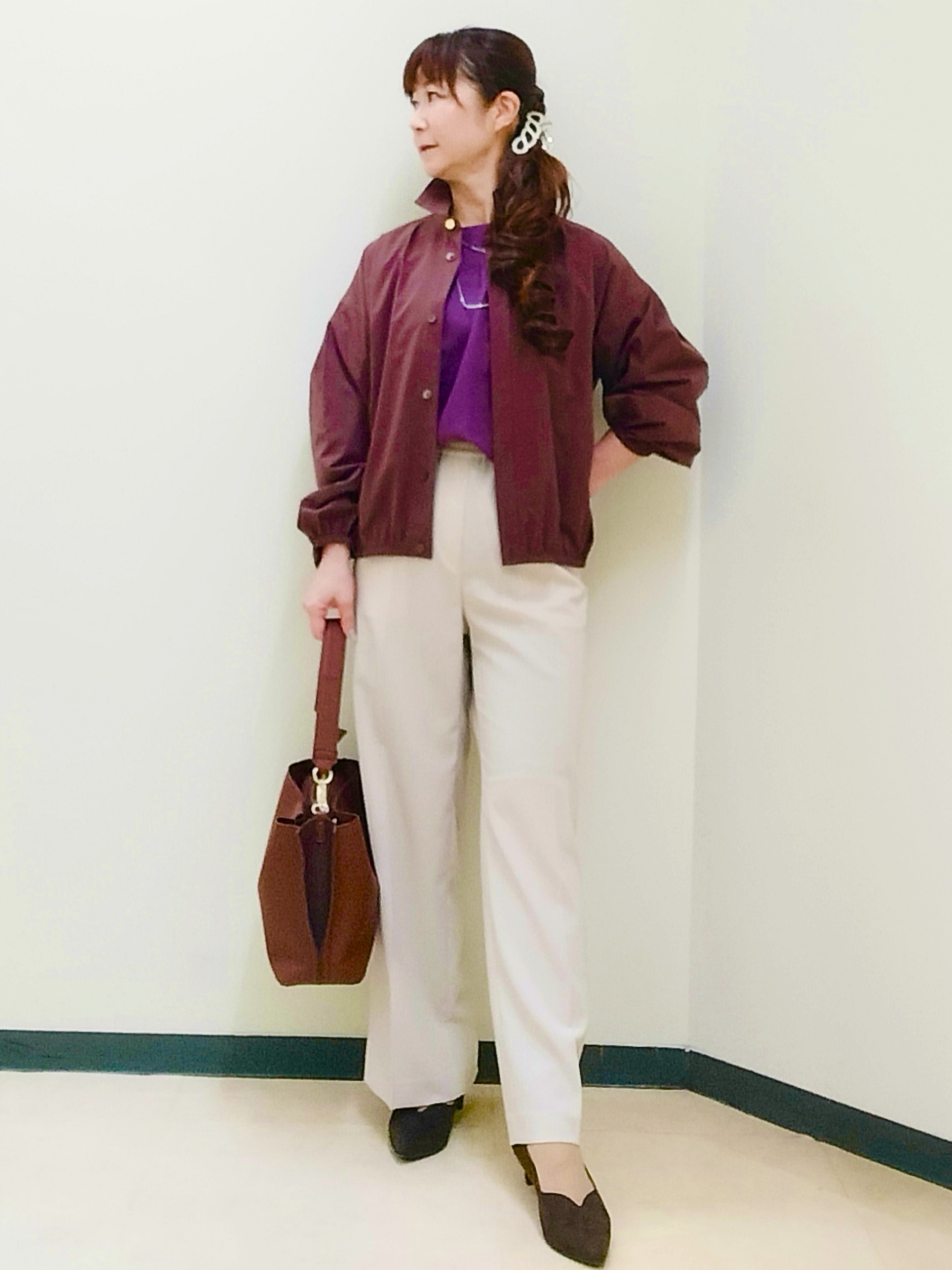 花さんの「Reflect｜タックデザイン ラグランスリーブブラウス」を使ったコーディネート