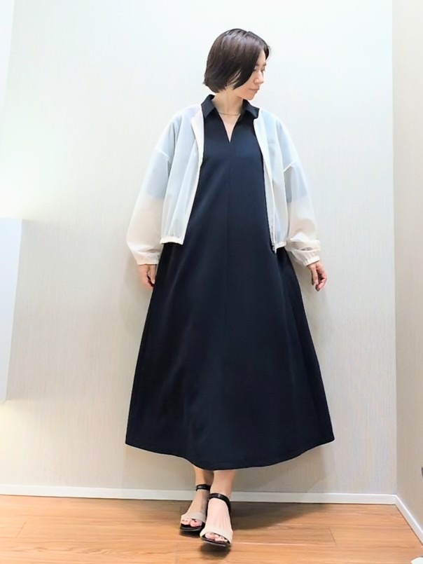 ミズタさんの「UNTITLED｜【秋羽織り/ジップ】トリコットシアーブラウス」を使ったコーディネート