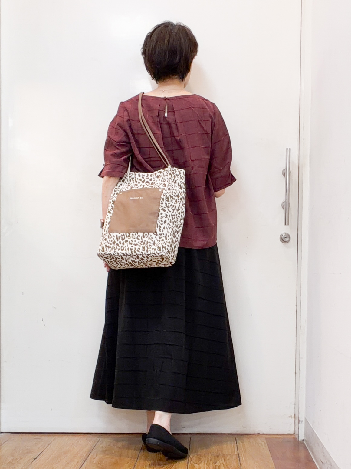 みぃさんの「SHOO･LA･RUE｜【セットアップ可/S-LL】夏でも感じられる秋気分 モールチェックタックスリーブ ブラウス」を使ったコーディネート