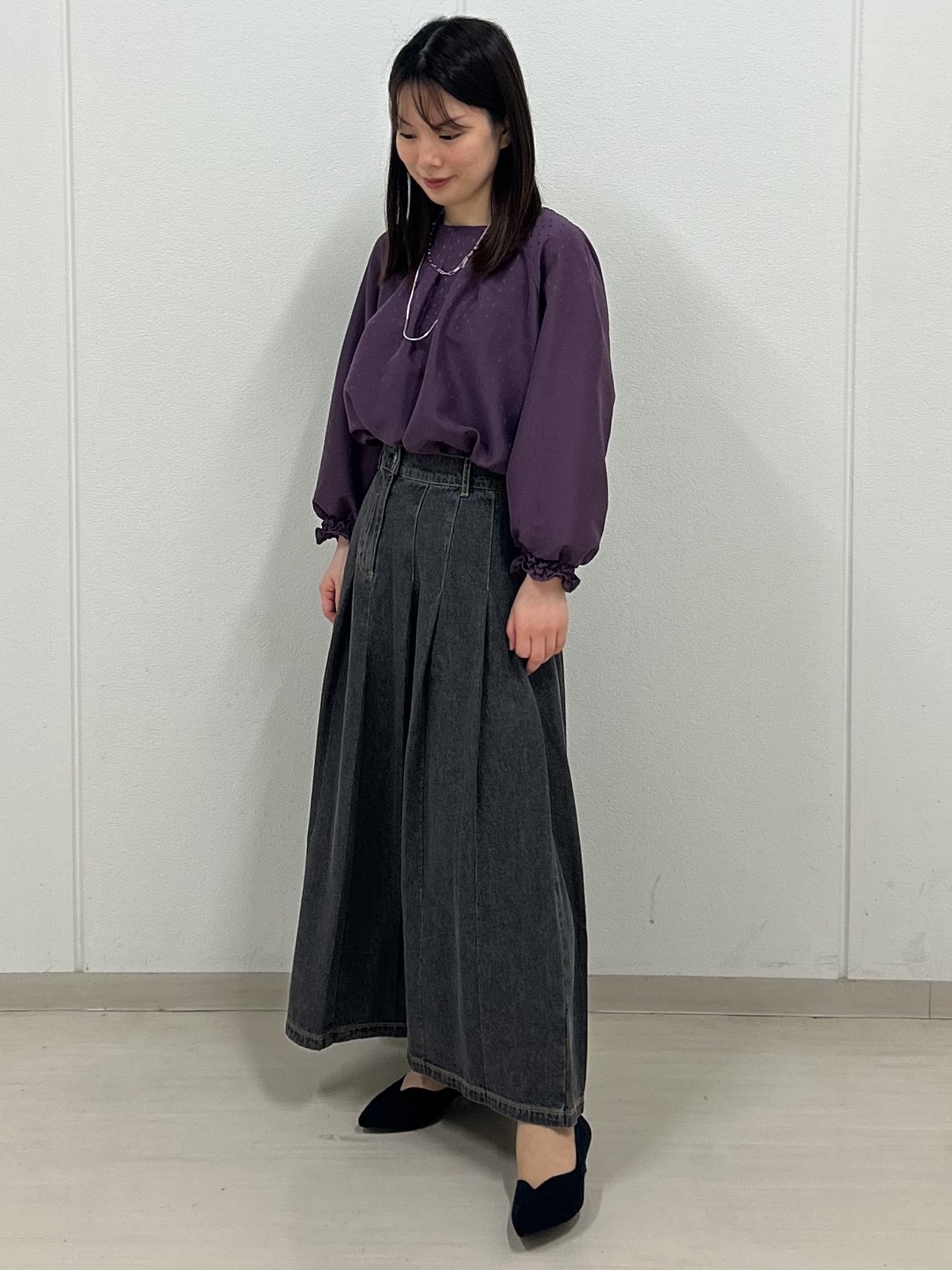 ゆうさんの「Reflect｜タックデザイン ラグランスリーブブラウス」を使ったコーディネート