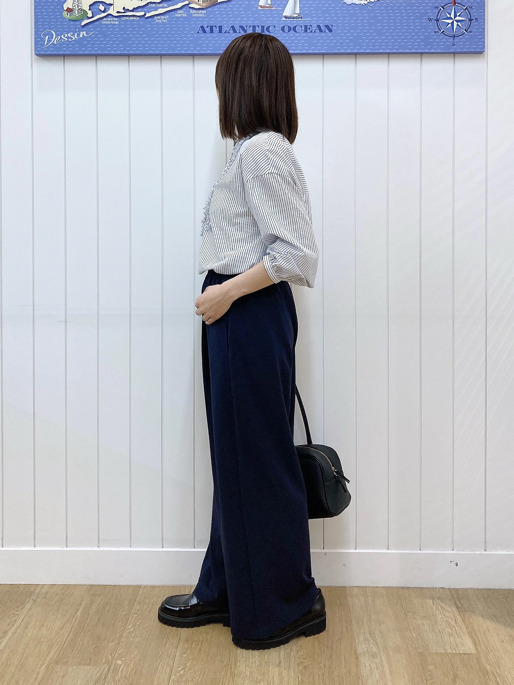 yoshiさんの「Dessin｜【洗える/7色展開/XS-L】フロントフリルブラウス」を使ったコーディネート