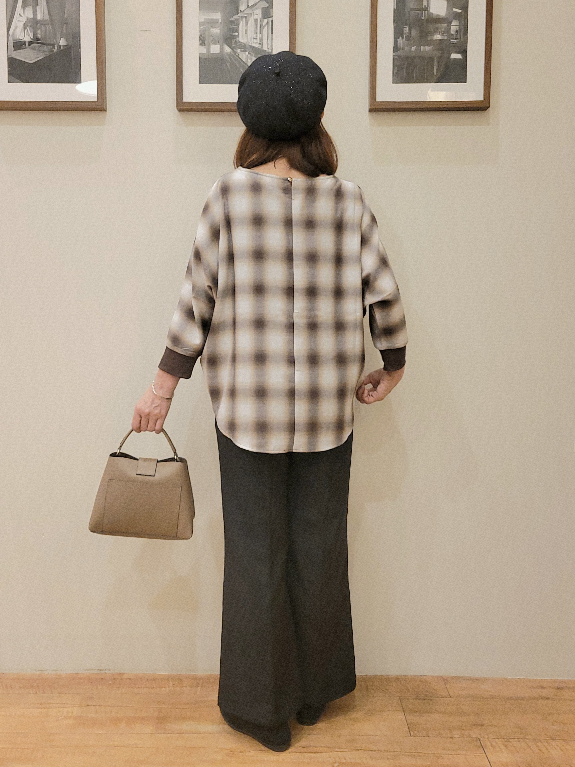 ユウさんの「SHOO･LA･RUE｜【着丈選べる/洗濯後しわになりにくい】インせず着られる ドルマンブラウス」を使ったコーディネート