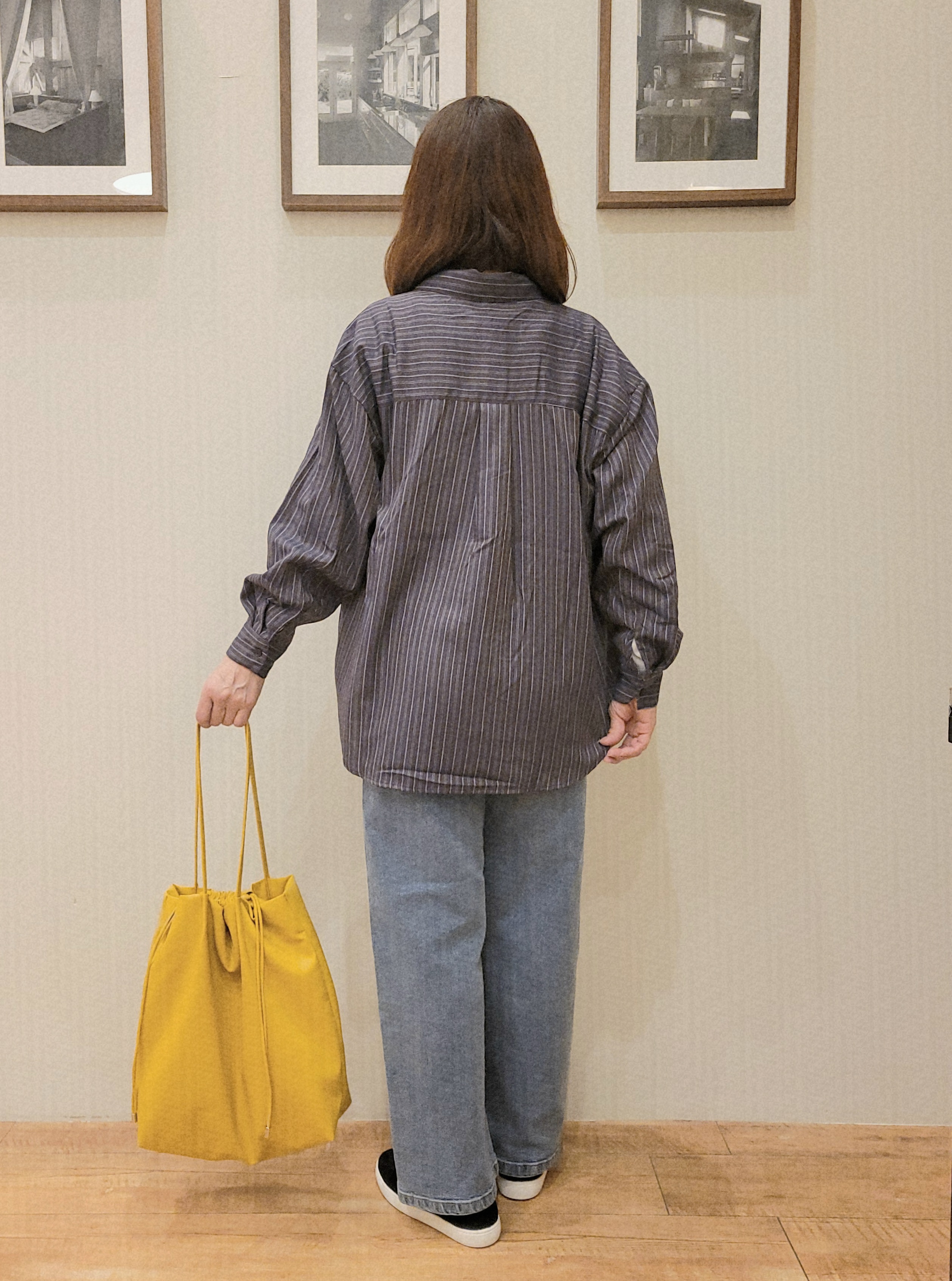 ユウさんの「SHOO･LA･RUE｜【洗濯後しわになりにくい/S-LL】選べる6パターン 羽織としても活躍する ベーシックシャツ」を使ったコーディネート