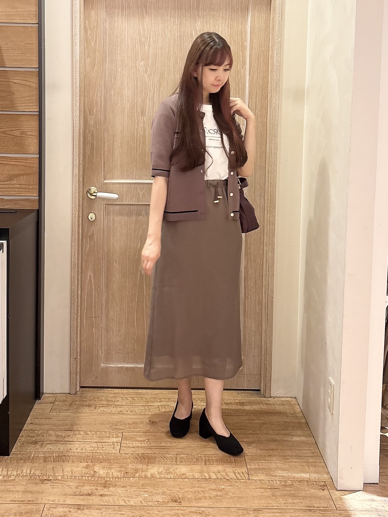 miiさんの「SHOO･LA･RUE｜【UV/S-LL/洗濯機可】毛玉になりにくい 配色5分袖カーディガン」を使ったコーディネート