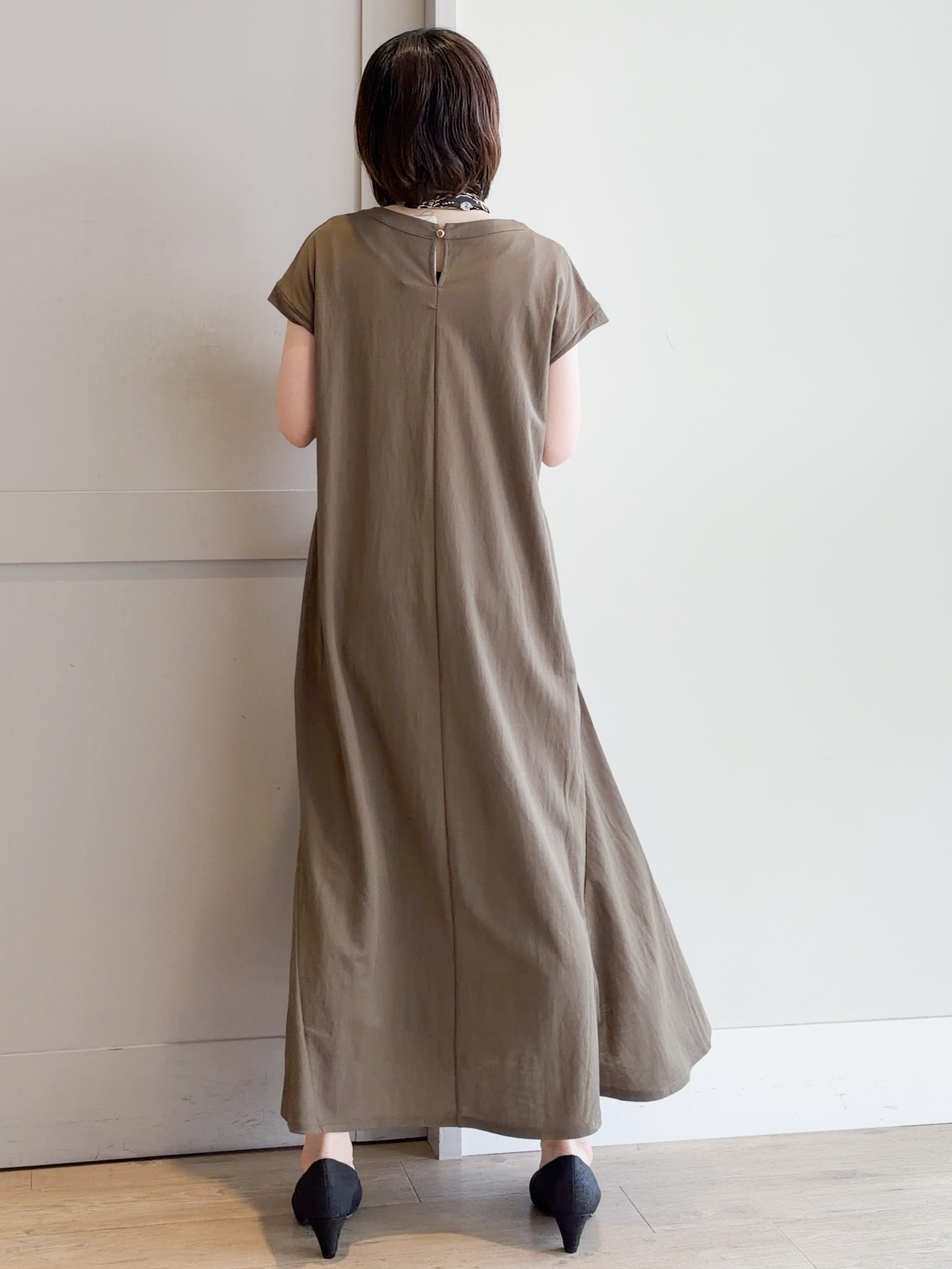 yamakoさんの「grove｜【洗える】大人のシアーニットカーディガン」を使ったコーディネート