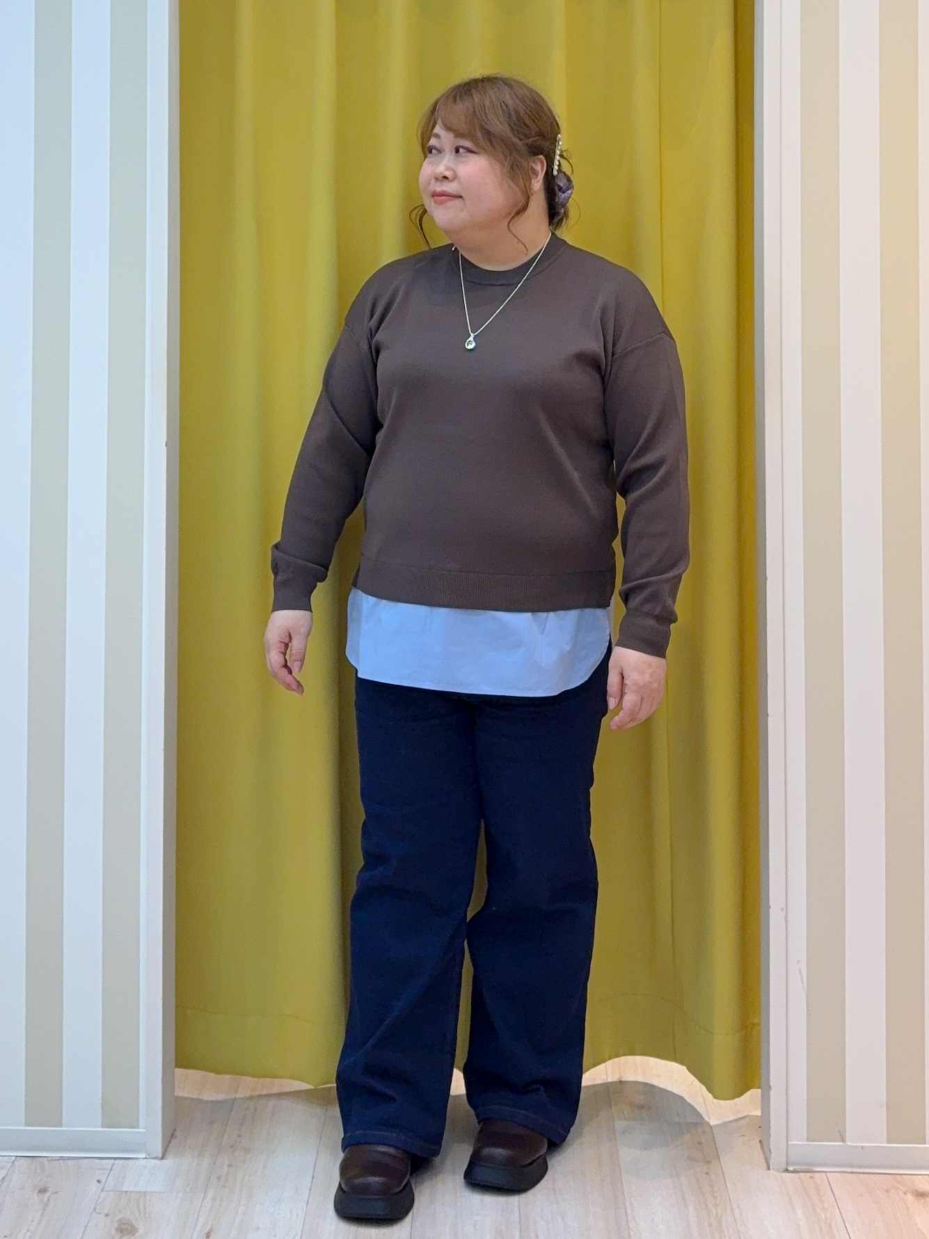 kotoさんさんの「SHOO･LA･RUE｜【S-LL/洗濯機可】大人カジュアルに。裾ドロスト フードチェックシャツ」を使ったコーディネート