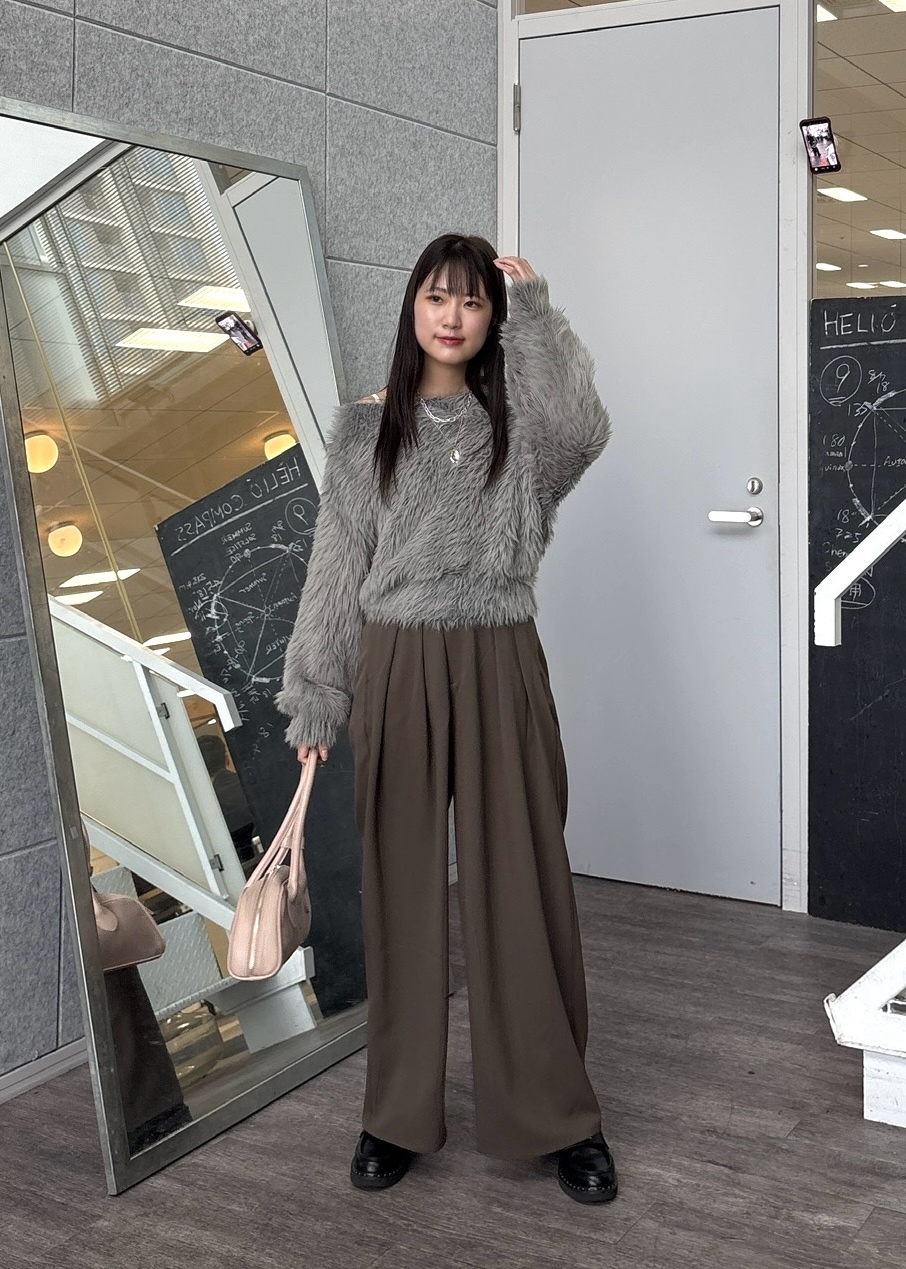 Renoさんの「INDIVI｜タックワイドパンツ【セットアップ可能】」を使ったコーディネート