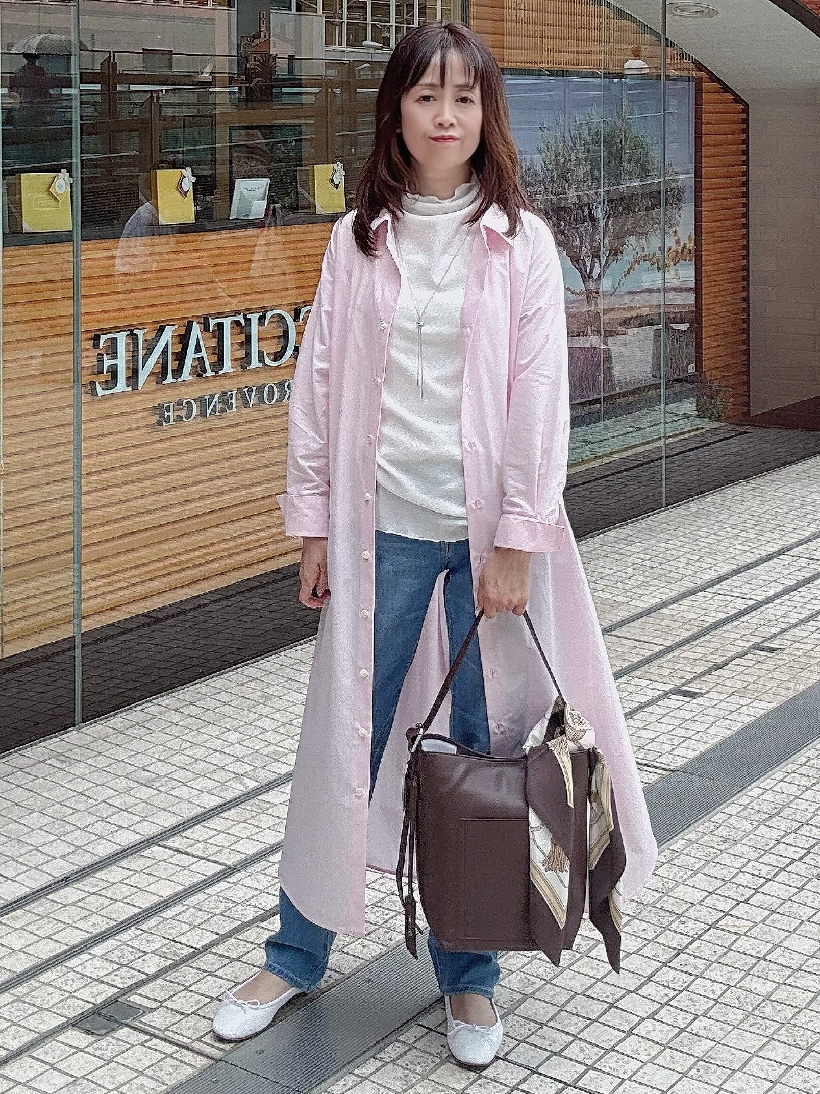 makiさんの「UNTITLED｜ロングシャツワンピース」を使ったコーディネート